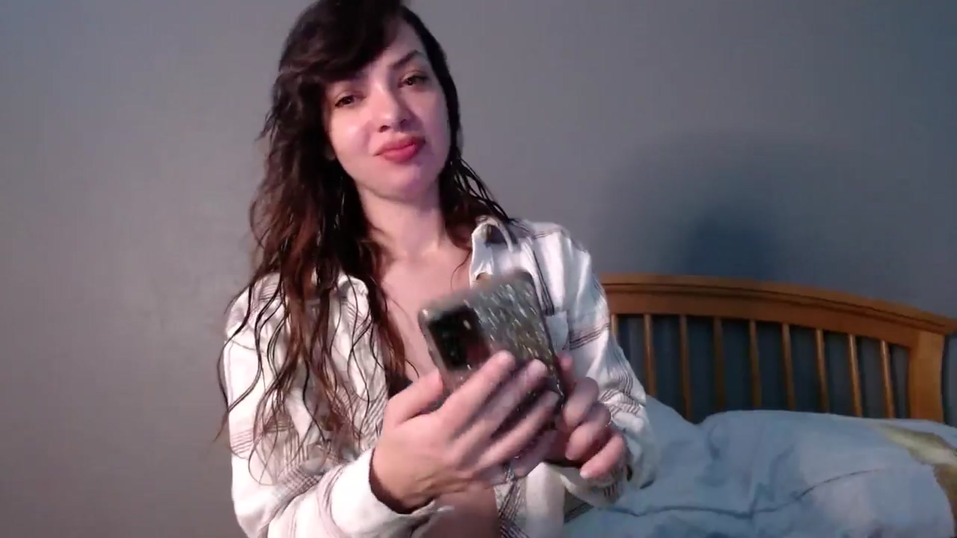 Gallery image thumbnail from JaylaBliss's myfreecams stream on, 01/06/2026, 24:30 image 2 of 20