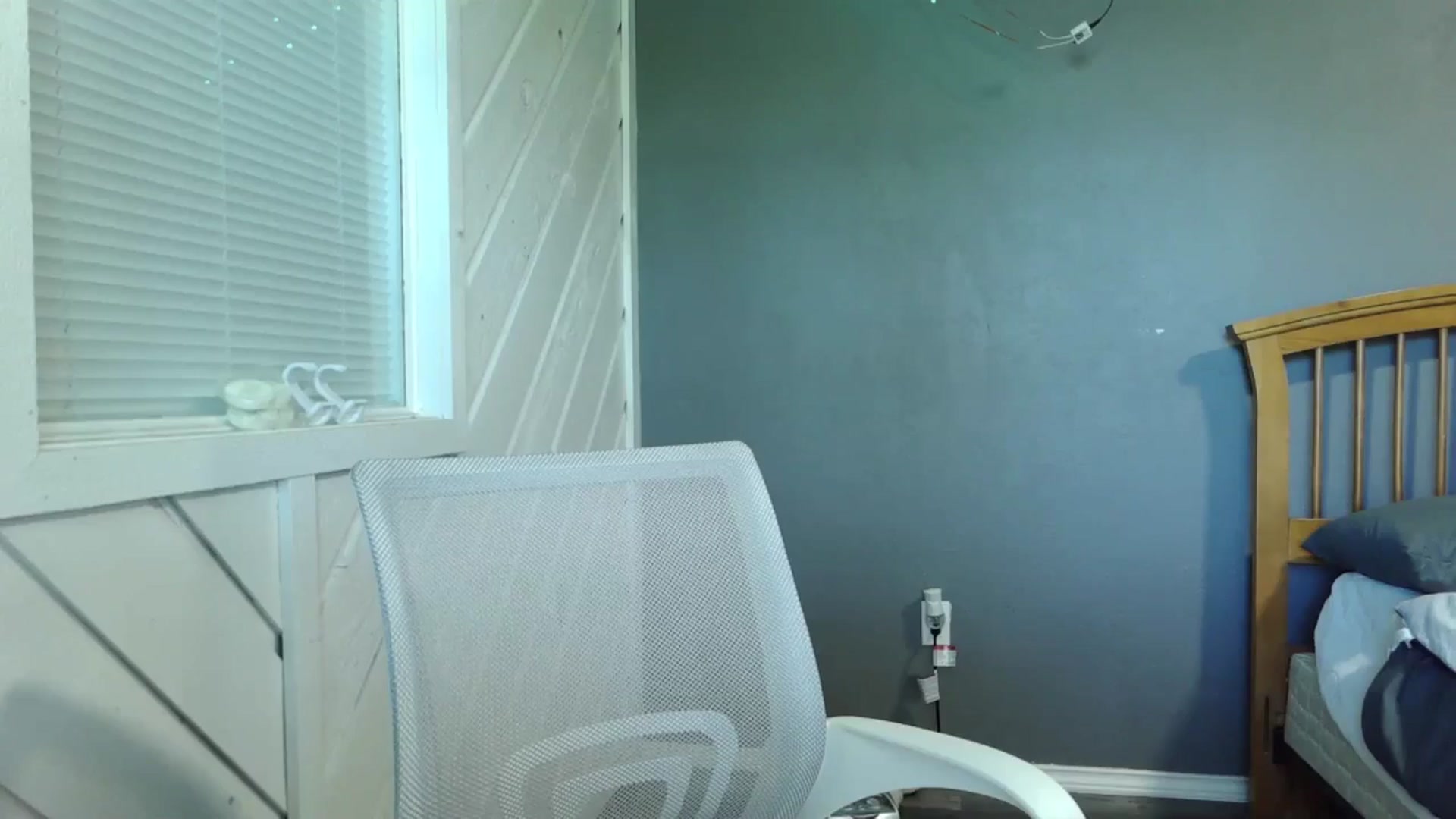 Gallery image thumbnail from JaylaBliss's myfreecams stream on, 04/18/2026, 18:08 image 19 of 20