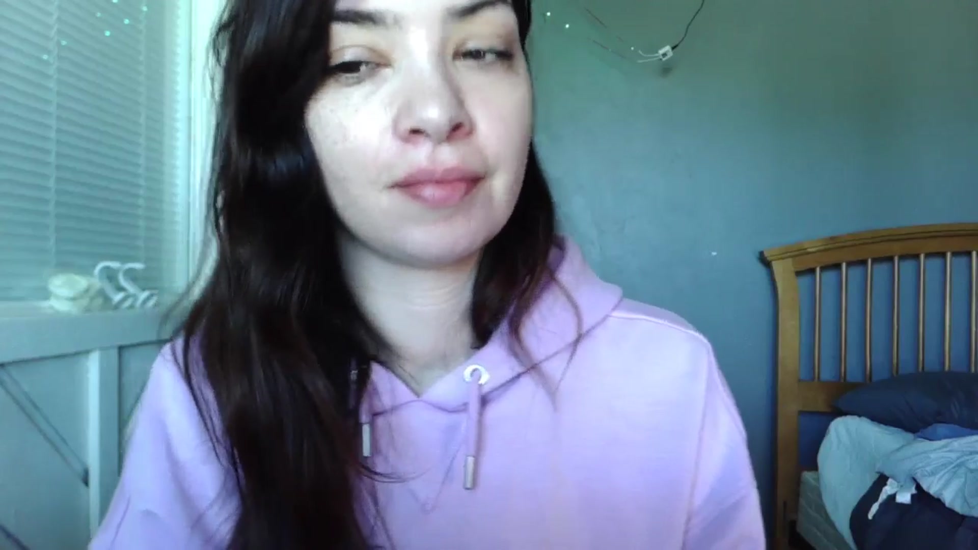 Gallery image thumbnail from JaylaBliss's myfreecams stream on, 04/19/2026, 18:52 image 8 of 20