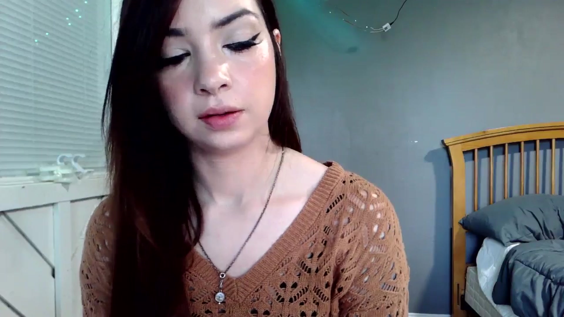 Gallery image thumbnail from JaylaBliss's myfreecams stream on, 04/25/2026, 17:17 image 14 of 20