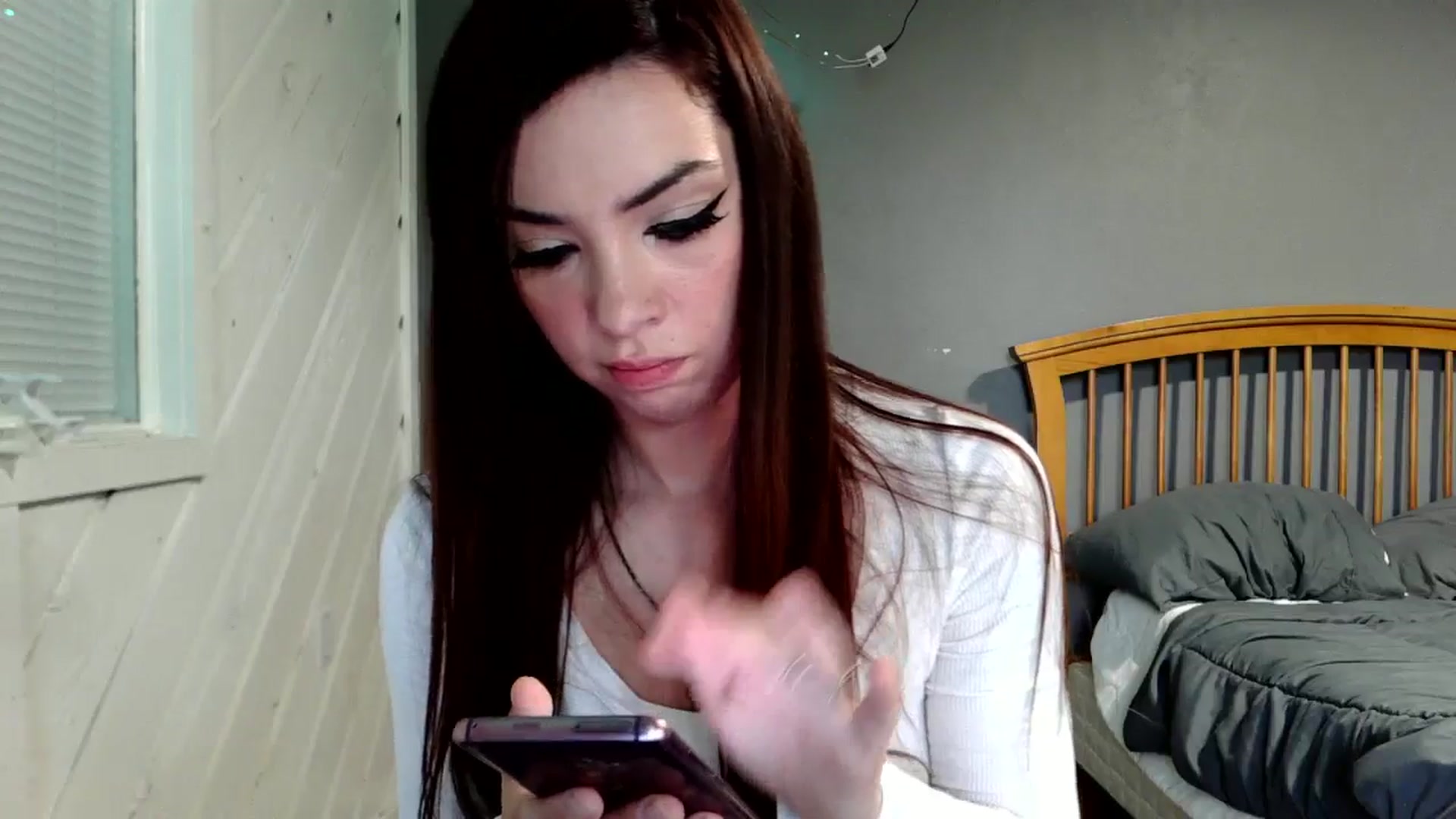 Gallery image thumbnail from JaylaBliss's myfreecams stream on, 04/25/2026, 18:22 image 11 of 20