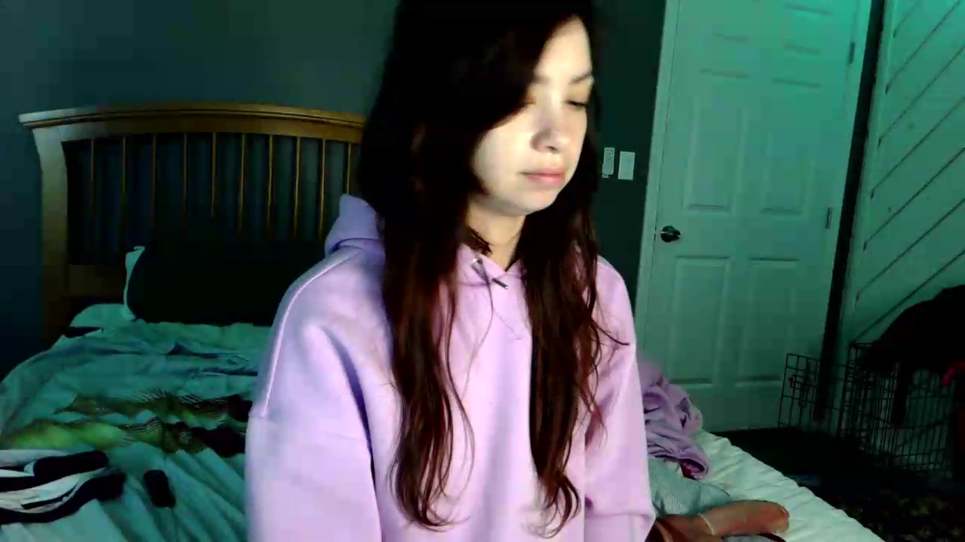 Gallery image thumbnail from JaylaBliss's myfreecams stream on, 05/19/2026, 13:02 image 13 of 20