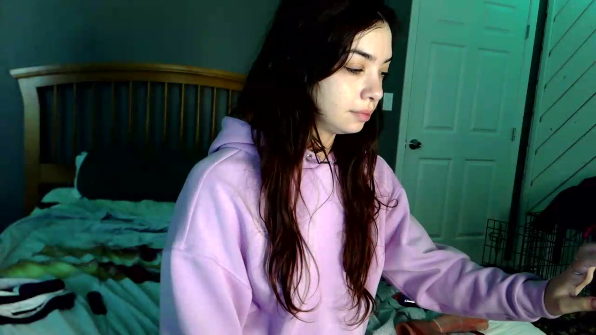 Gallery image thumbnail from JaylaBliss's myfreecams stream on, 05/19/2026, 13:02 image 16 of 20