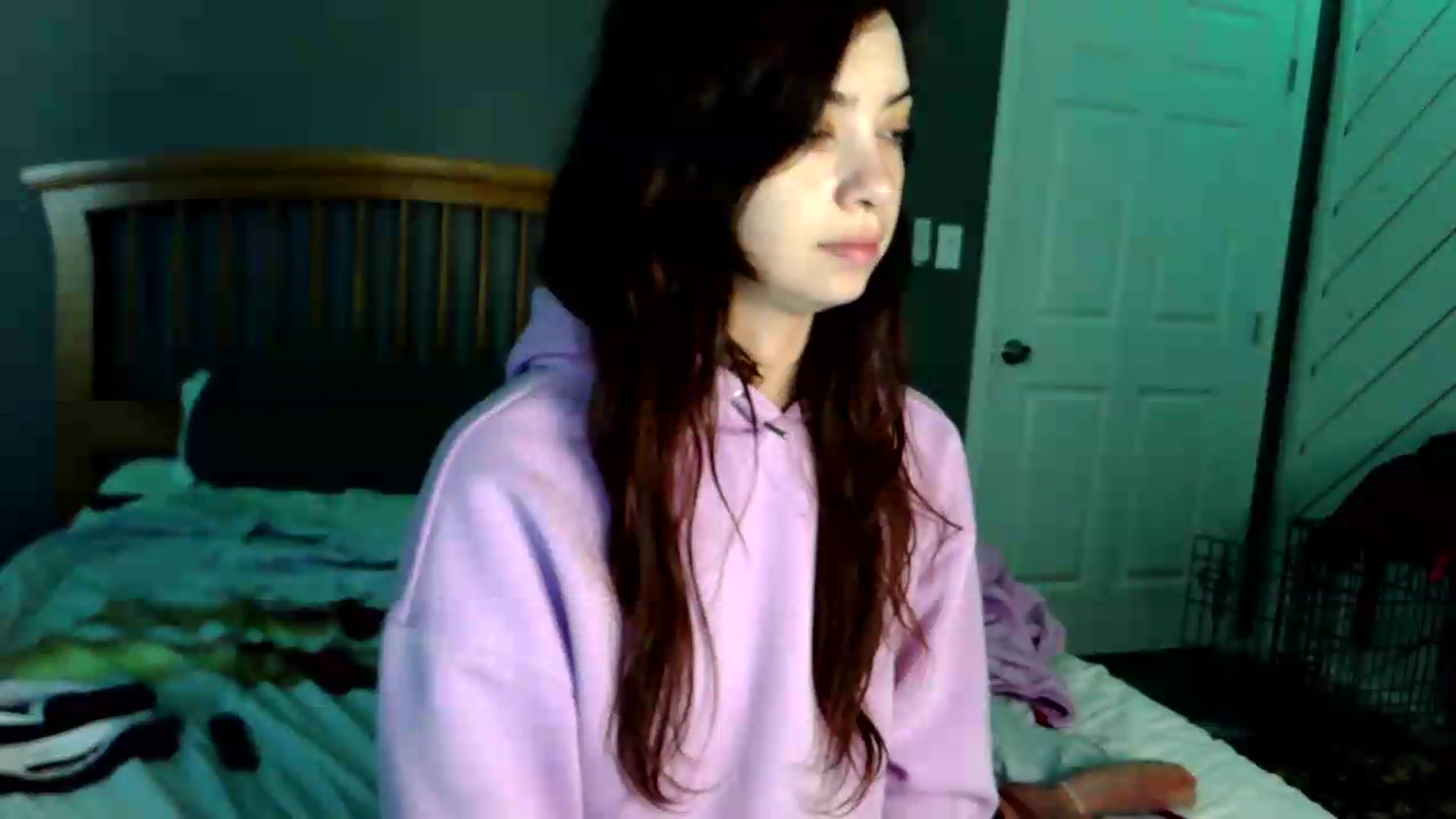Gallery image thumbnail from JaylaBliss's myfreecams stream on, 05/19/2026, 13:02 image 14 of 20