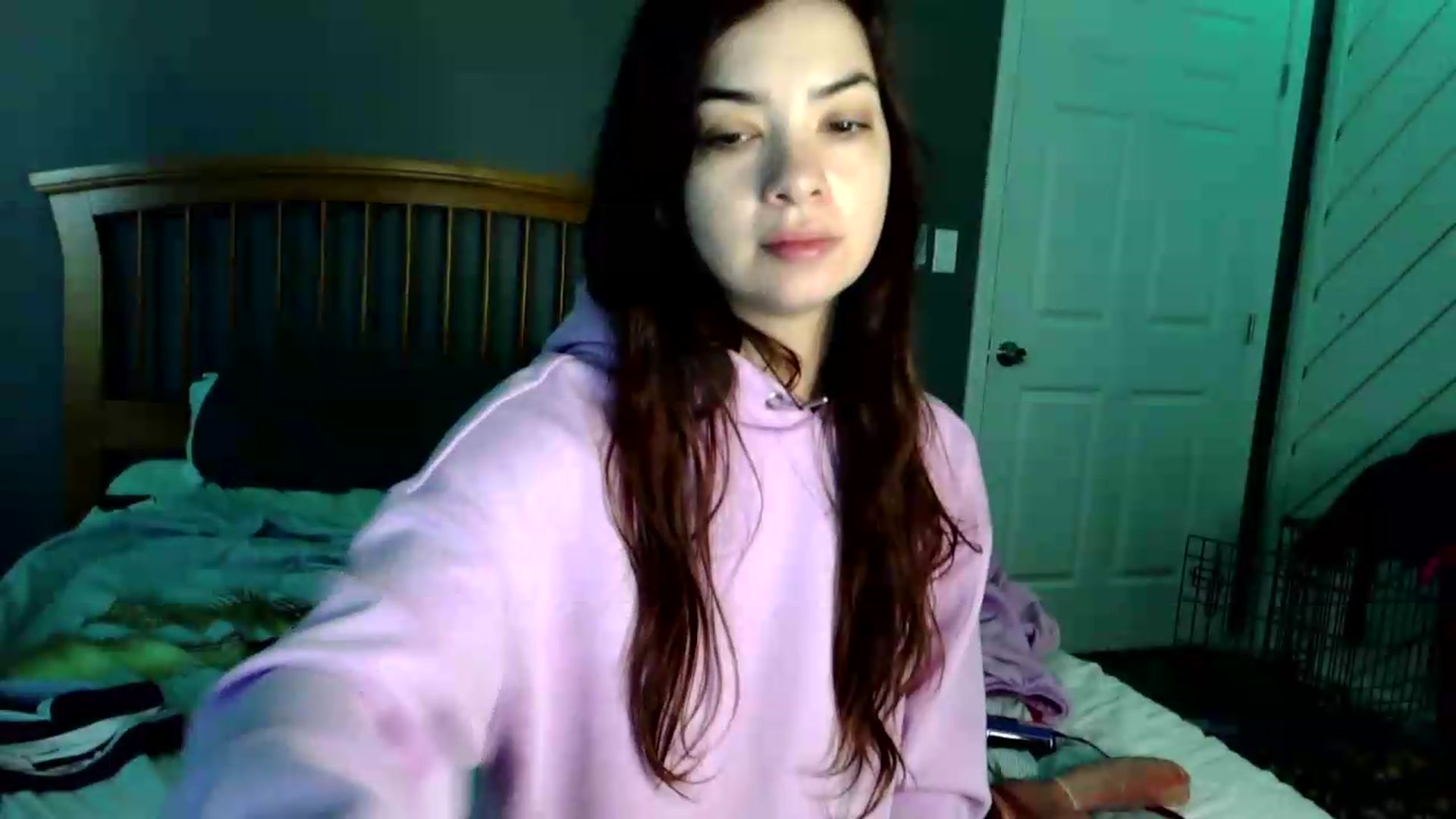 Gallery image thumbnail from JaylaBliss's myfreecams stream on, 05/19/2026, 13:02 image 17 of 20