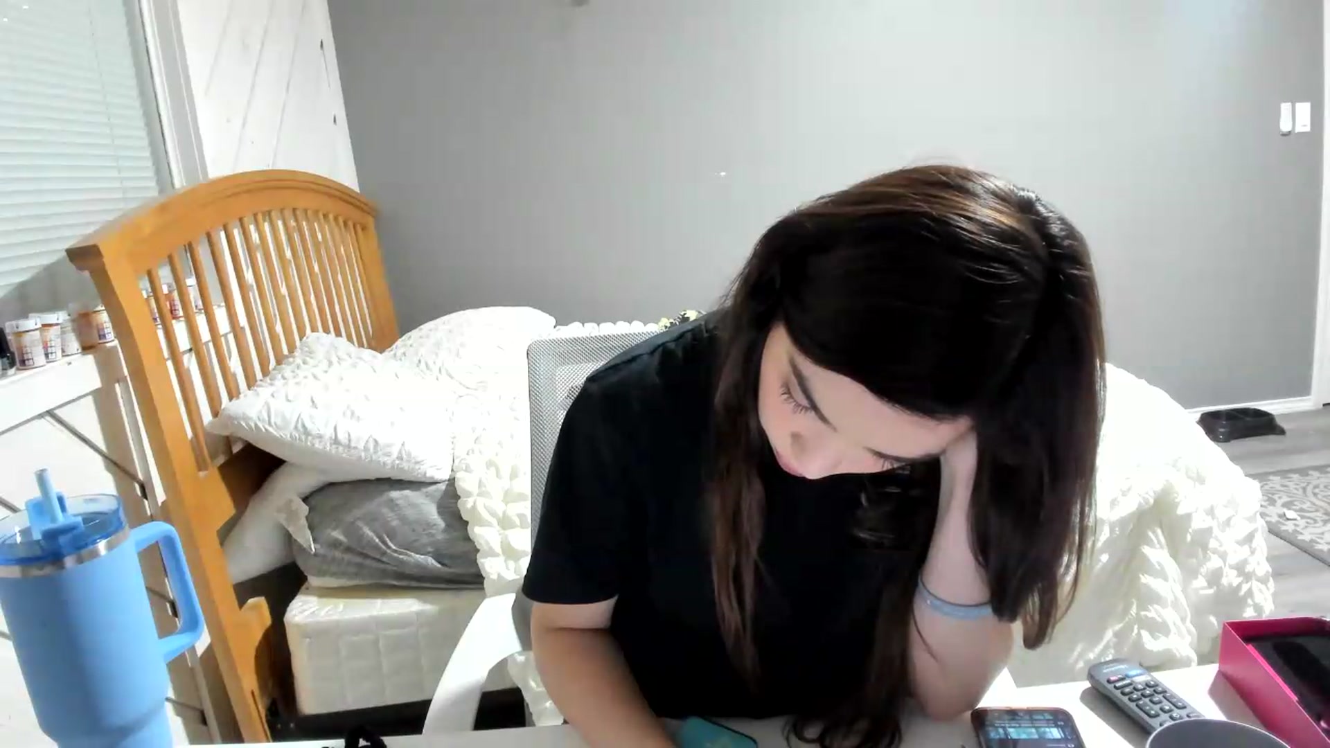 Gallery image thumbnail from JaylaBliss's myfreecams stream on, 08/18/2026, 02:13 image 17 of 20