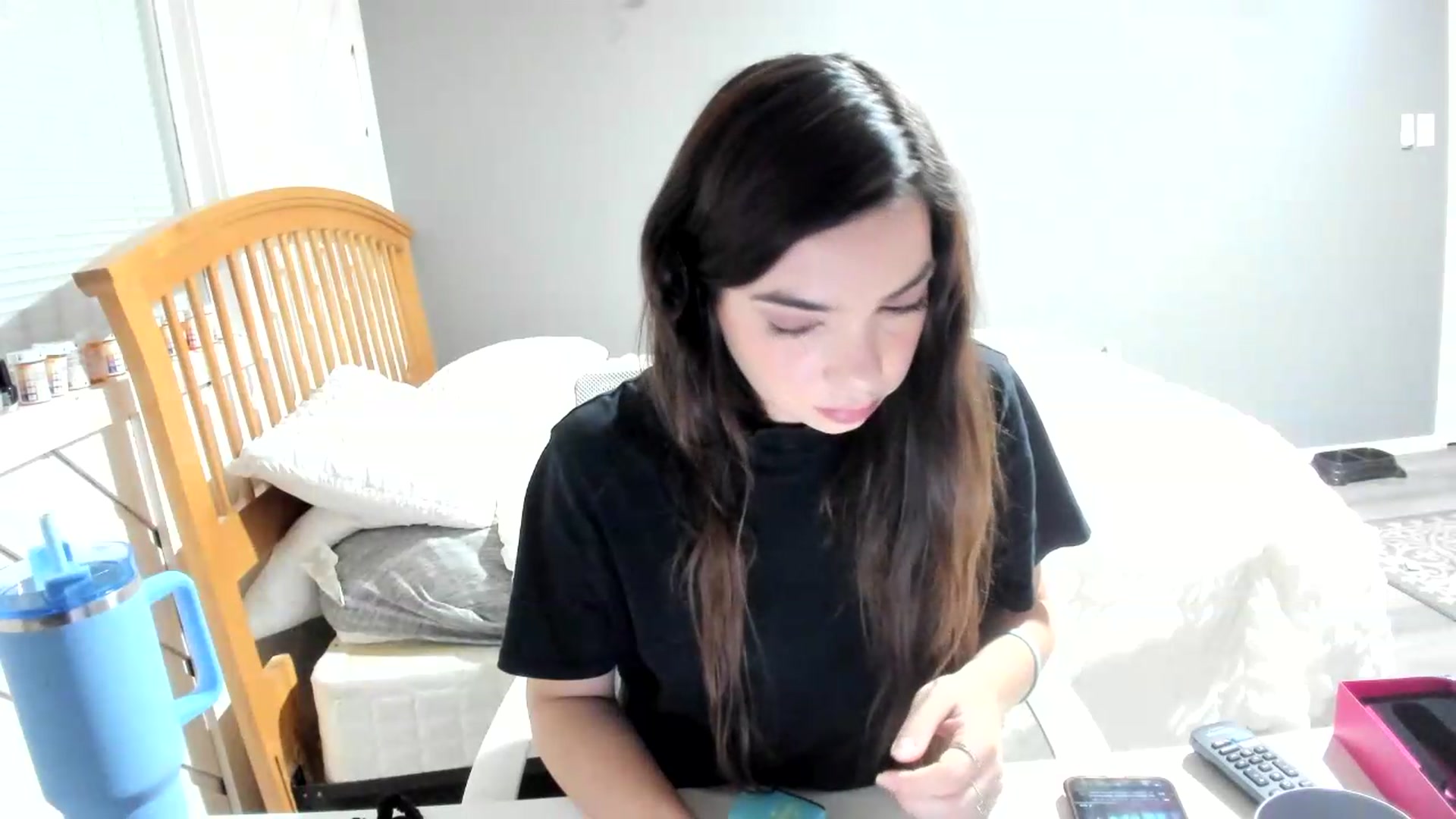 Gallery image thumbnail from JaylaBliss's myfreecams stream on, 08/18/2026, 02:13 image 18 of 20