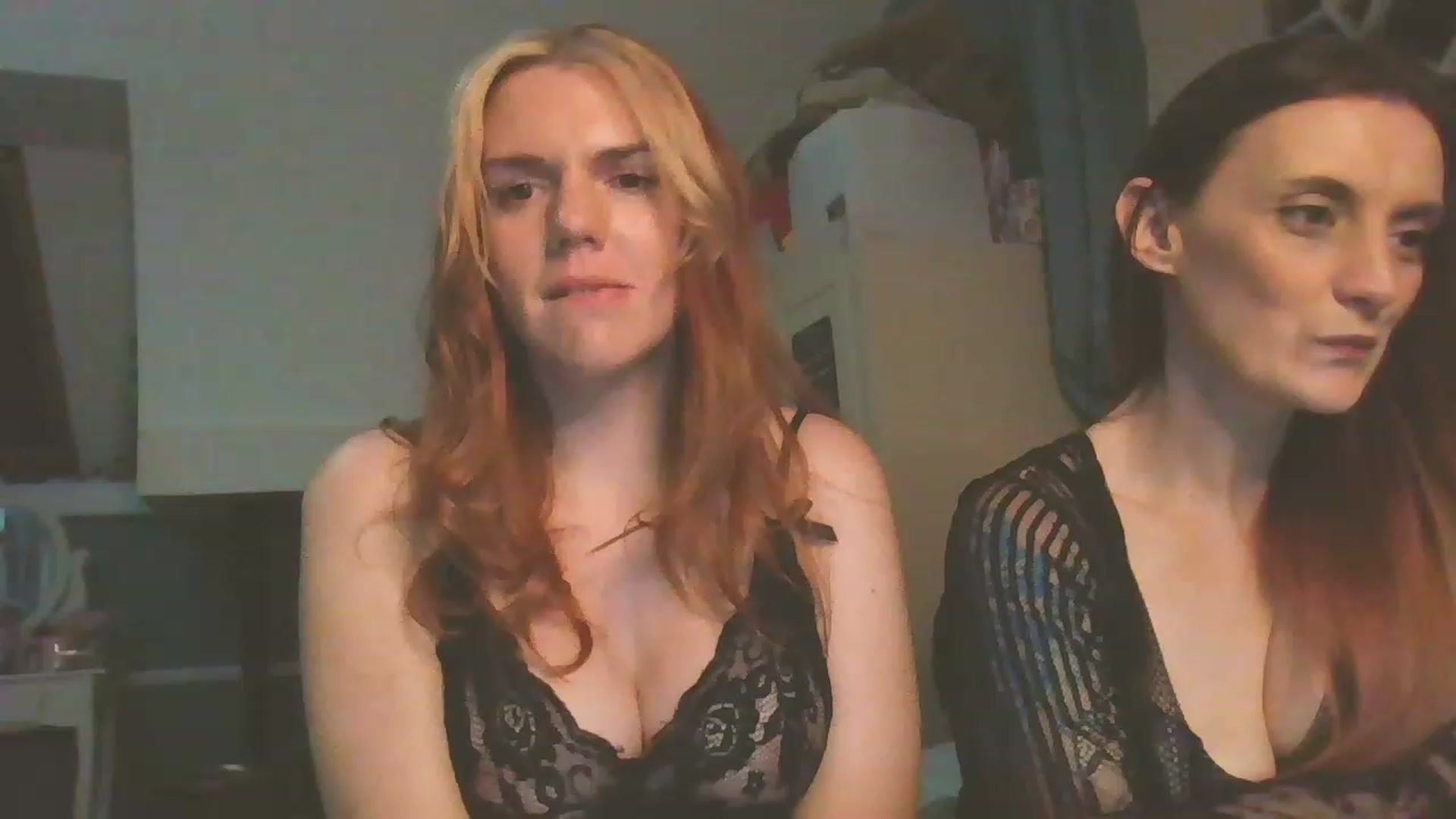 Gallery image thumbnail from Jayne_W's myfreecams stream on, 11/23/2022, 23:46 image 20 of 20