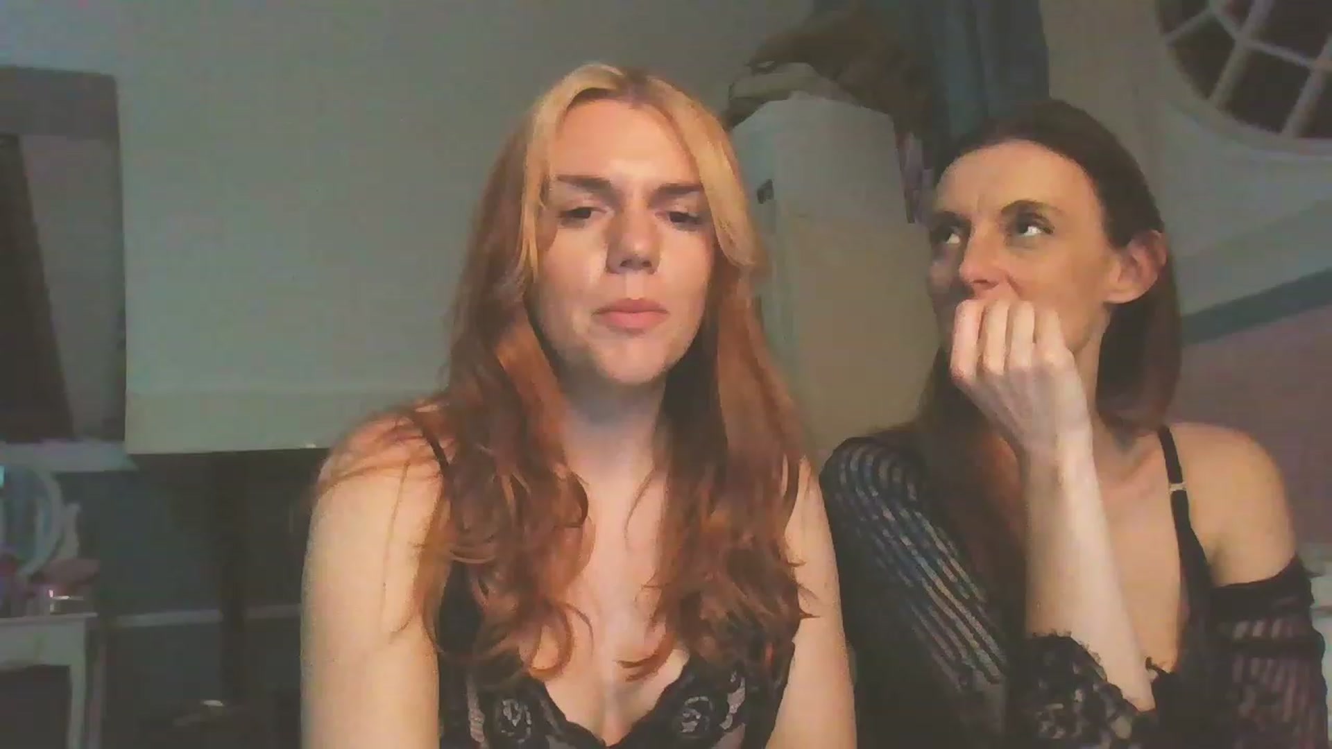 Gallery image thumbnail from Jayne_W's myfreecams stream on, 11/23/2022, 23:46 image 11 of 20