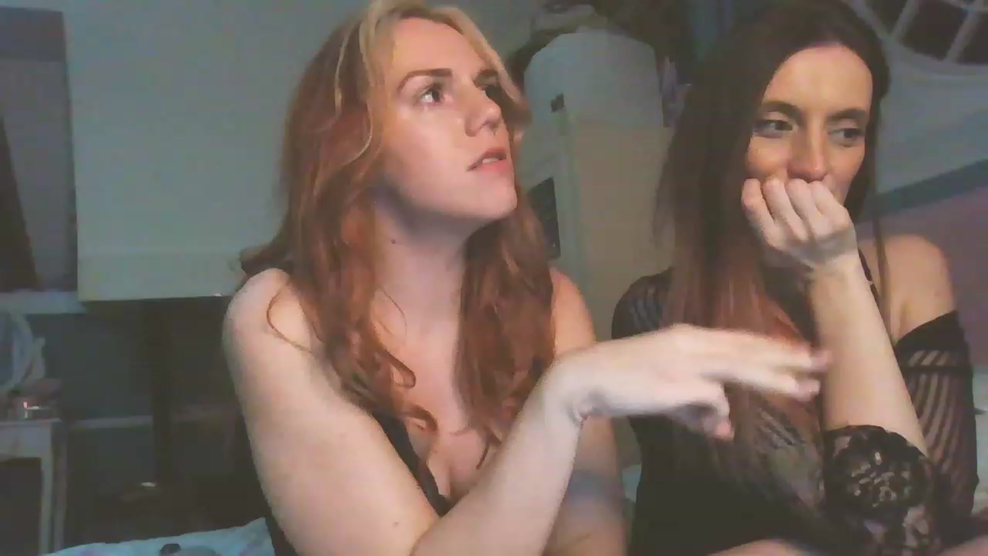 Gallery image thumbnail from Jayne_W's myfreecams stream on, 11/23/2022, 23:46 image 3 of 20