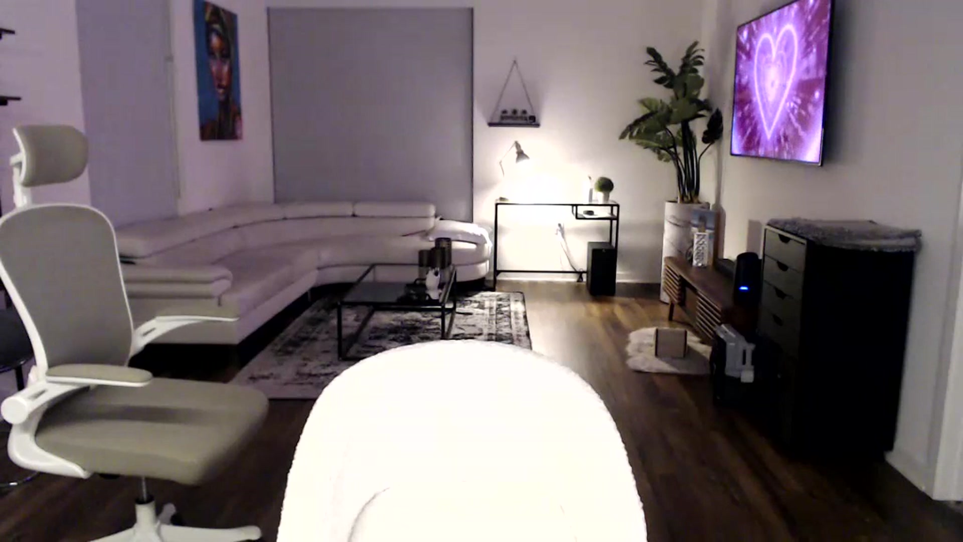Gallery image thumbnail from JazminLaReina's myfreecams stream on, 07/18/2023, 06:06 image 13 of 20