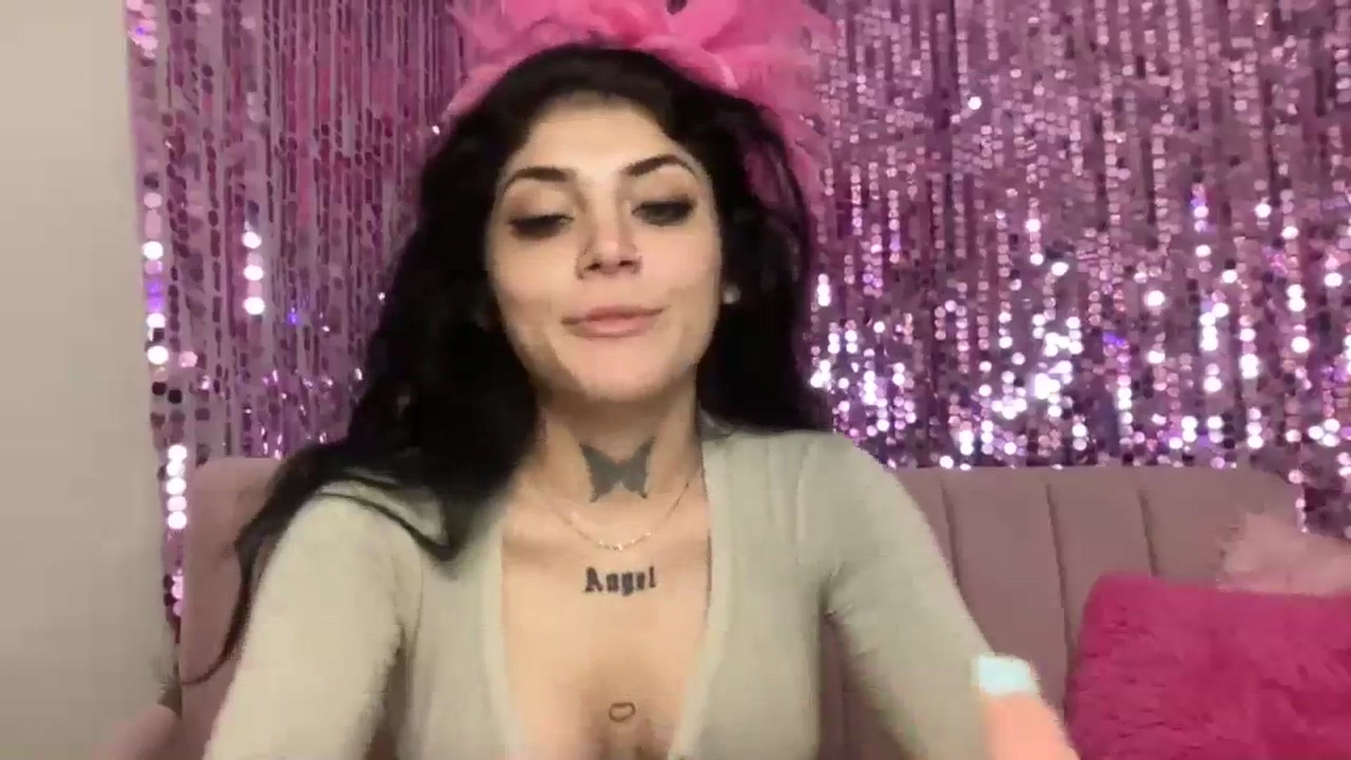 Gallery image thumbnail from JazmineJadexo's myfreecams stream on, 09/20/2023, 16:08 image 4 of 20