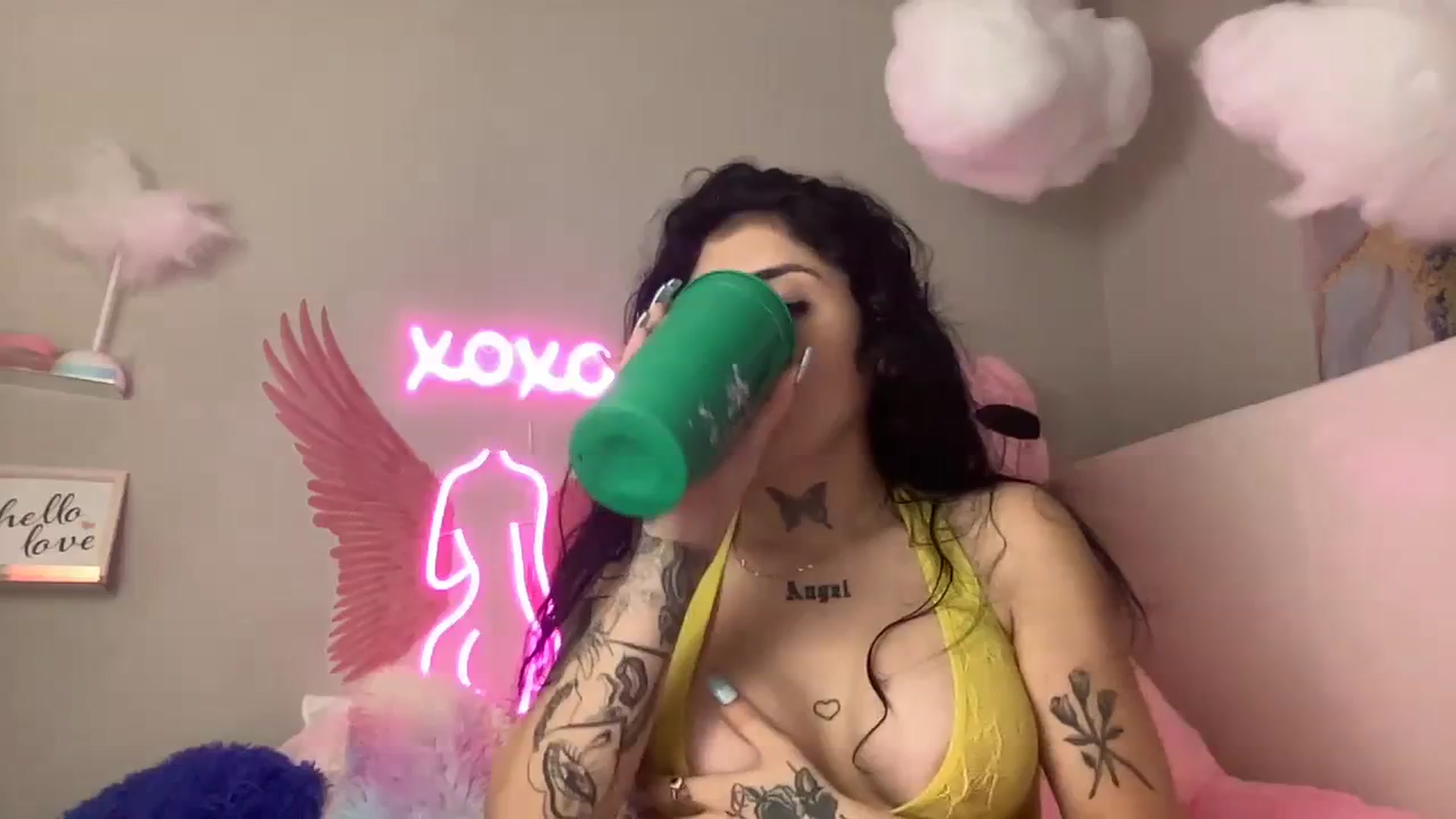 Gallery image thumbnail from JazmineJadexo's myfreecams stream on, 09/23/2023, 02:05 image 1 of 20