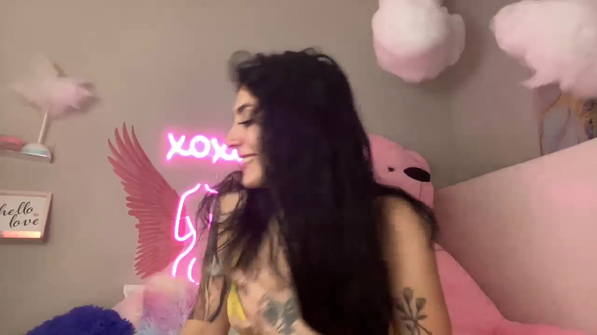 Gallery image thumbnail from JazmineJadexo's myfreecams stream on, 09/23/2023, 02:05 image 4 of 20
