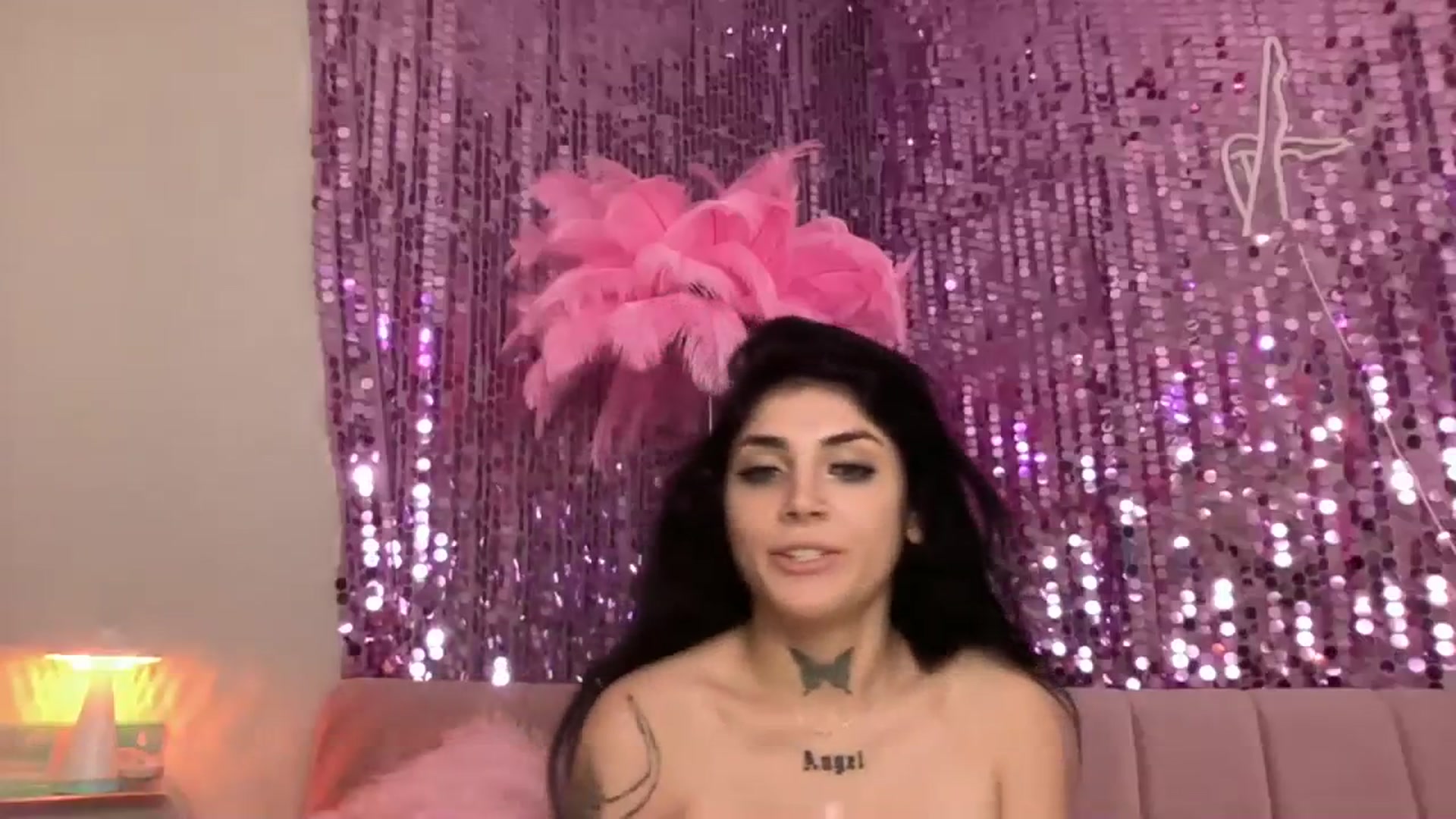 Gallery image thumbnail from JazmineJadexo's myfreecams stream on, 09/28/2023, 17:15 image 19 of 20