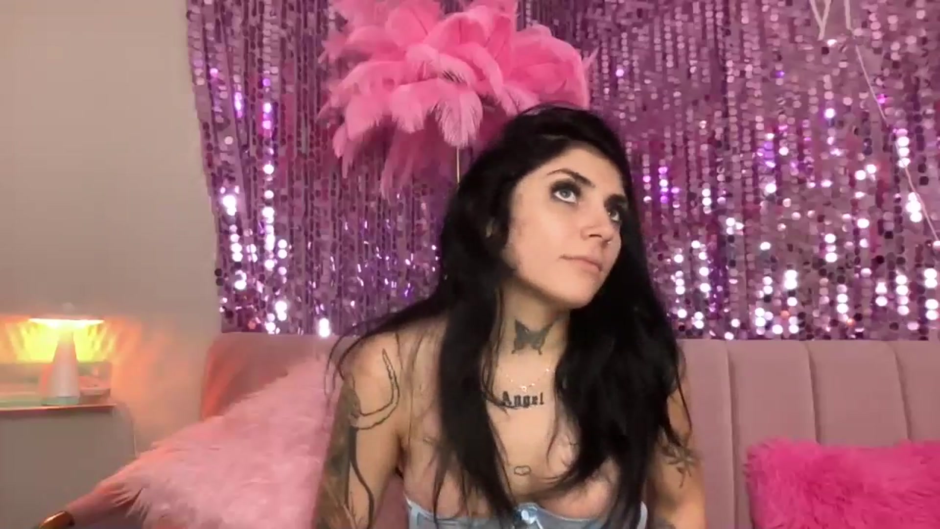 Gallery image thumbnail from JazmineJadexo's myfreecams stream on, 09/28/2023, 17:15 image 20 of 20