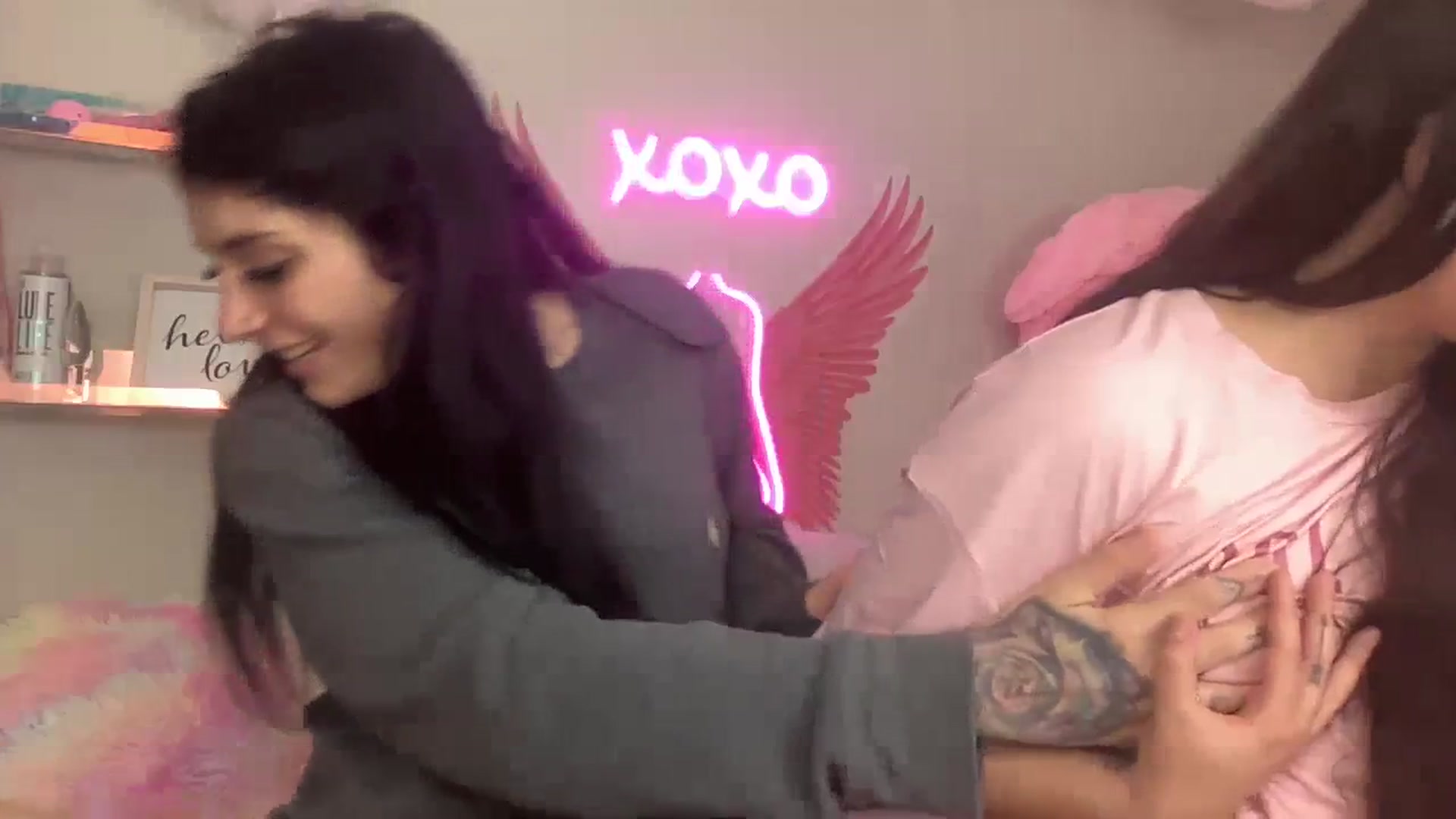 Gallery image thumbnail from JazmineJadexo's myfreecams stream on, 10/06/2023, 02:44 image 11 of 20