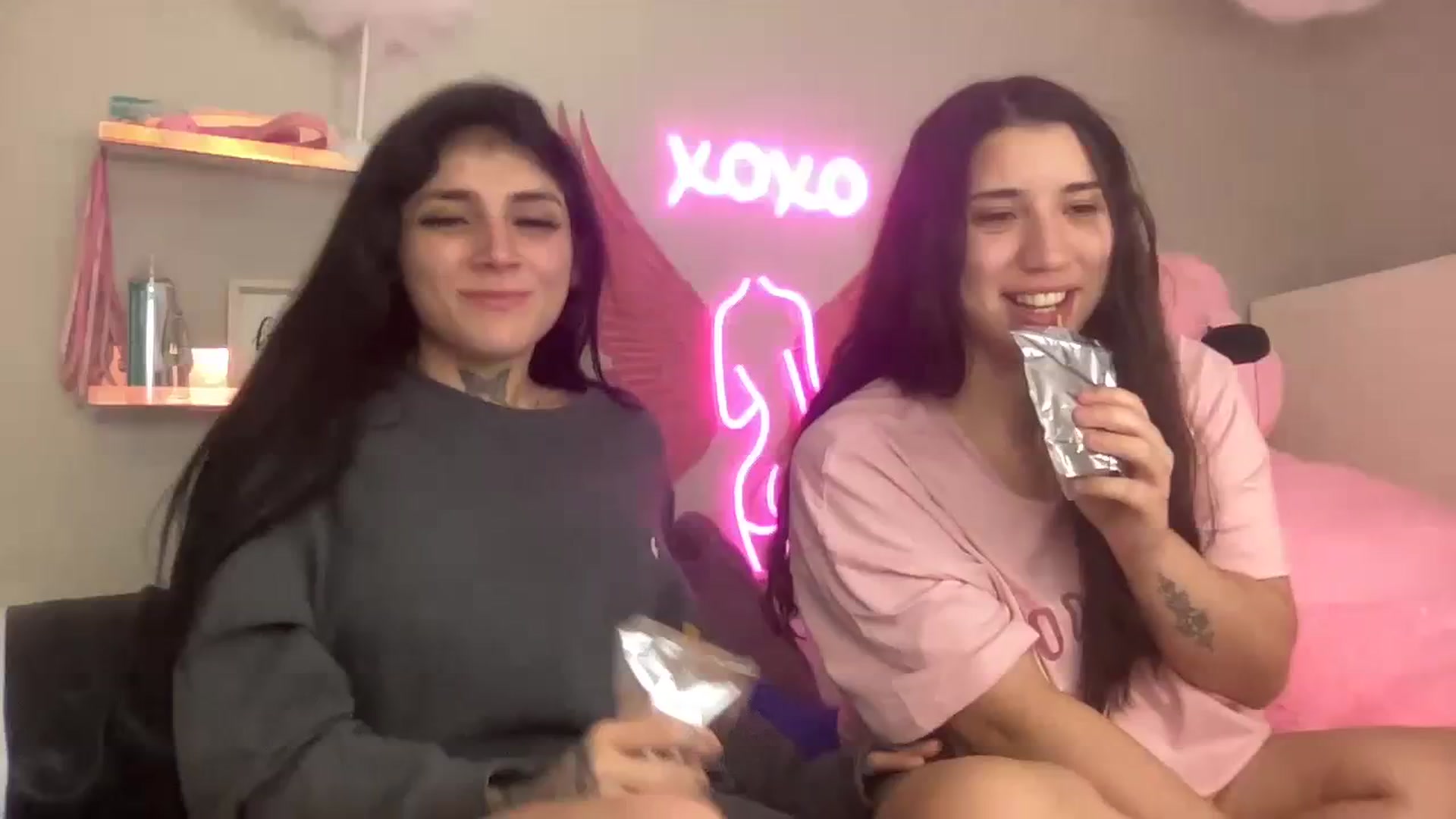 Gallery image thumbnail from JazmineJadexo's myfreecams stream on, 10/06/2023, 04:58 image 1 of 20