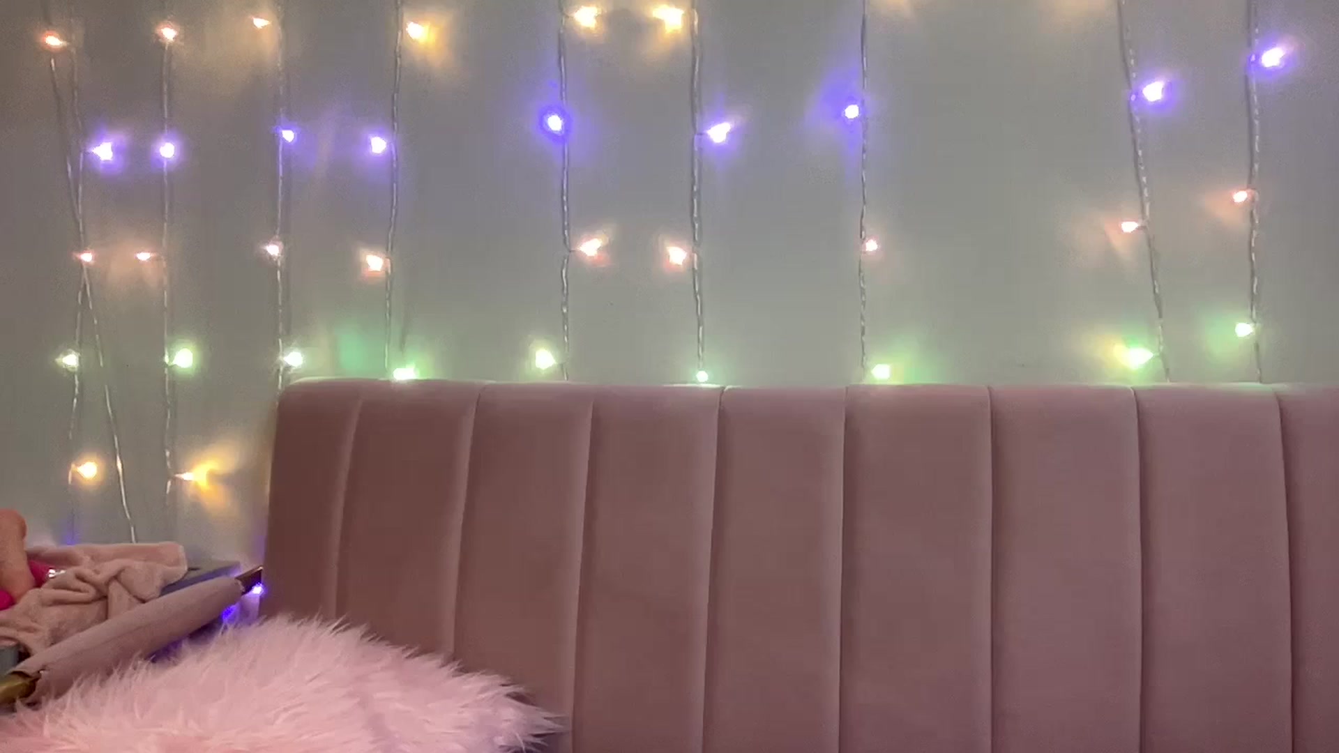 Gallery image thumbnail from JazmineJadexo's myfreecams stream on, 11/08/2023, 15:39 image 1 of 20