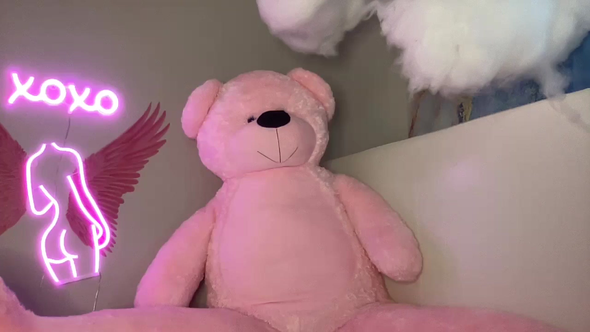 Gallery image thumbnail from JazmineJadexo's myfreecams stream on, 11/12/2023, 18:28 image 11 of 20