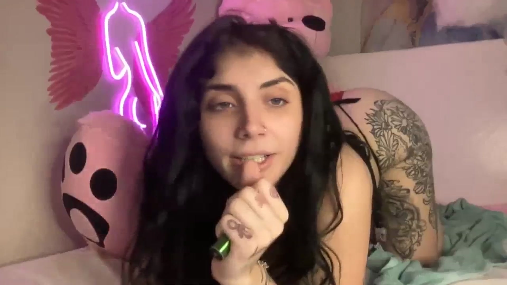 Gallery image thumbnail from JazmineJadexo's myfreecams stream on, 11/15/2023, 18:10 image 16 of 20
