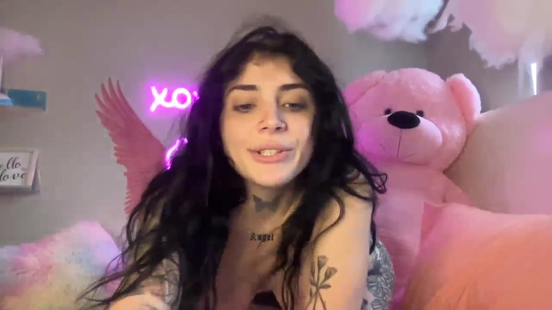 Gallery image thumbnail from JazmineJadexo's myfreecams stream on, 12/01/2023, 15:40 image 13 of 20