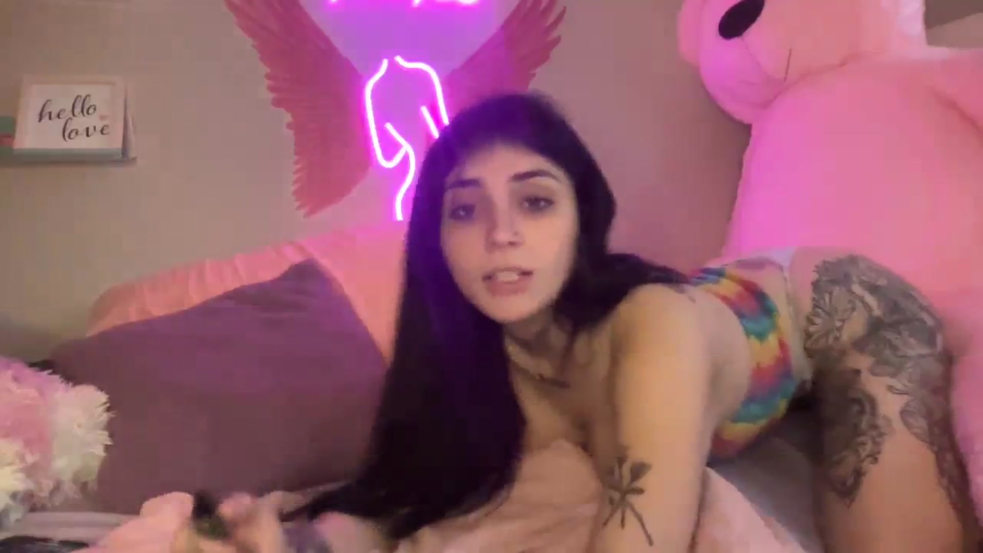 Gallery image thumbnail from JazmineJadexo's myfreecams stream on, 12/15/2023, 16:27 image 7 of 20