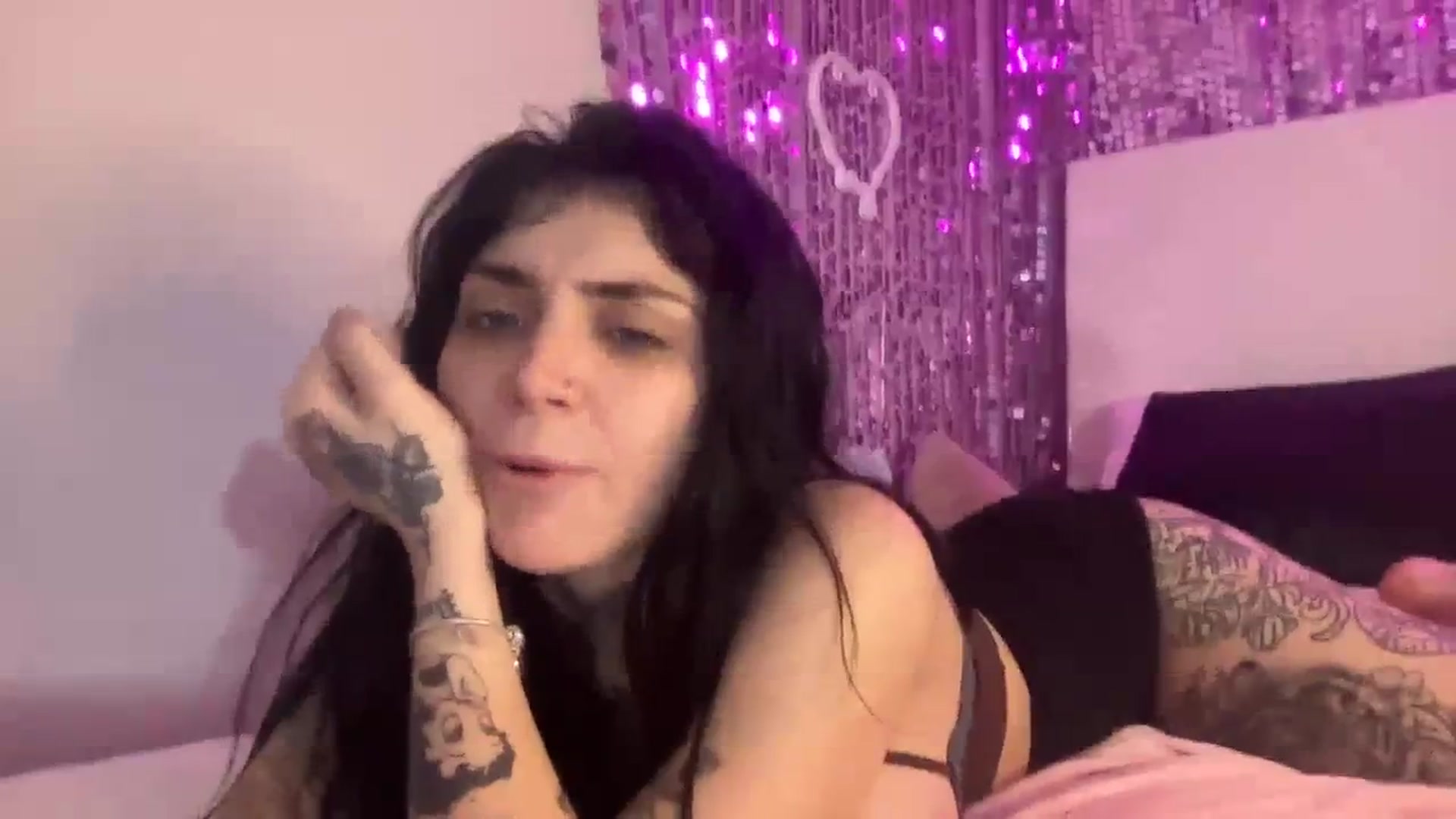 Gallery image thumbnail from JazmineJadexo's myfreecams stream on, 12/17/2023, 17:39 image 19 of 20