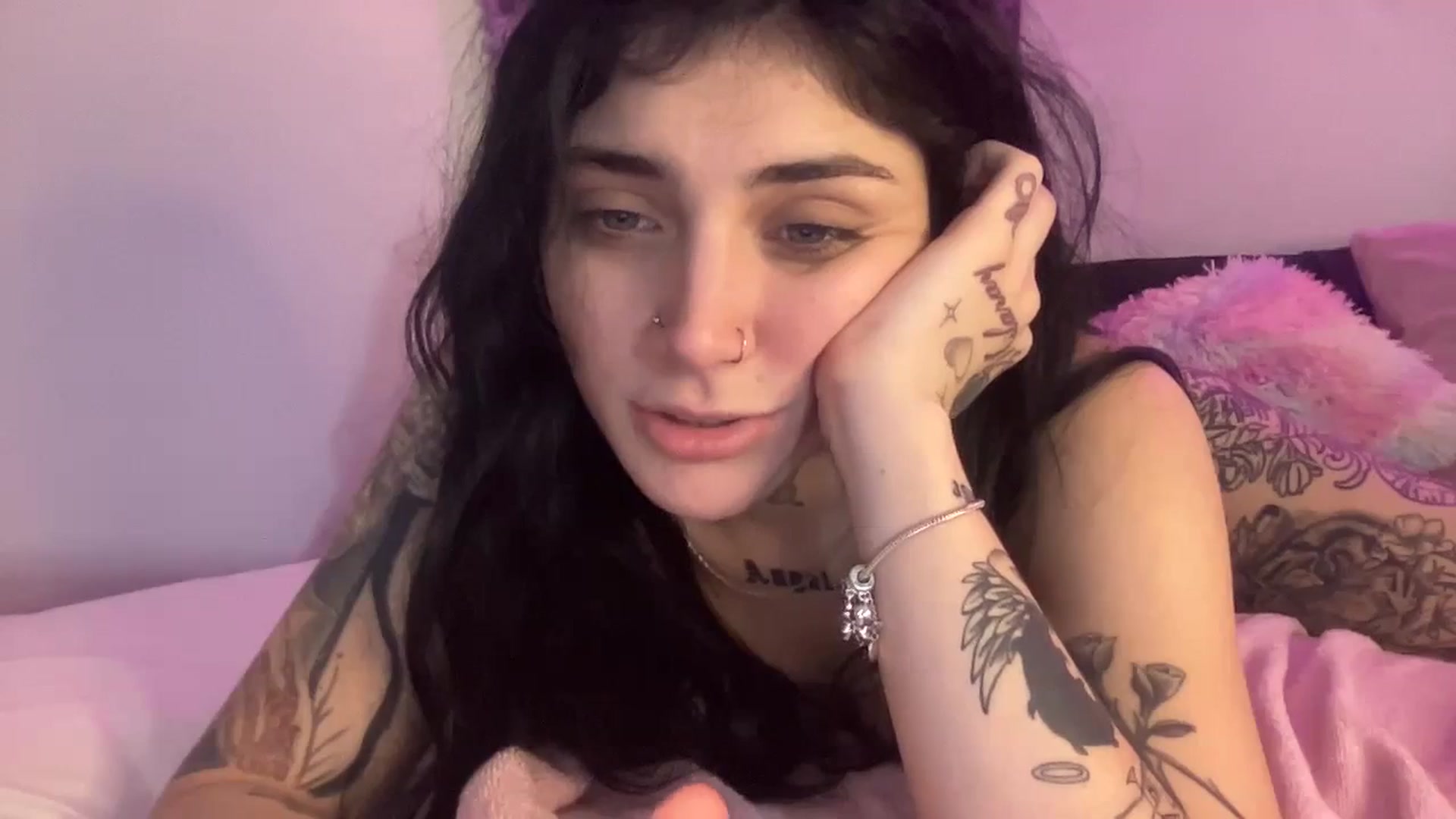 Gallery image thumbnail from JazmineJadexo's myfreecams stream on, 12/17/2023, 17:39 image 4 of 20