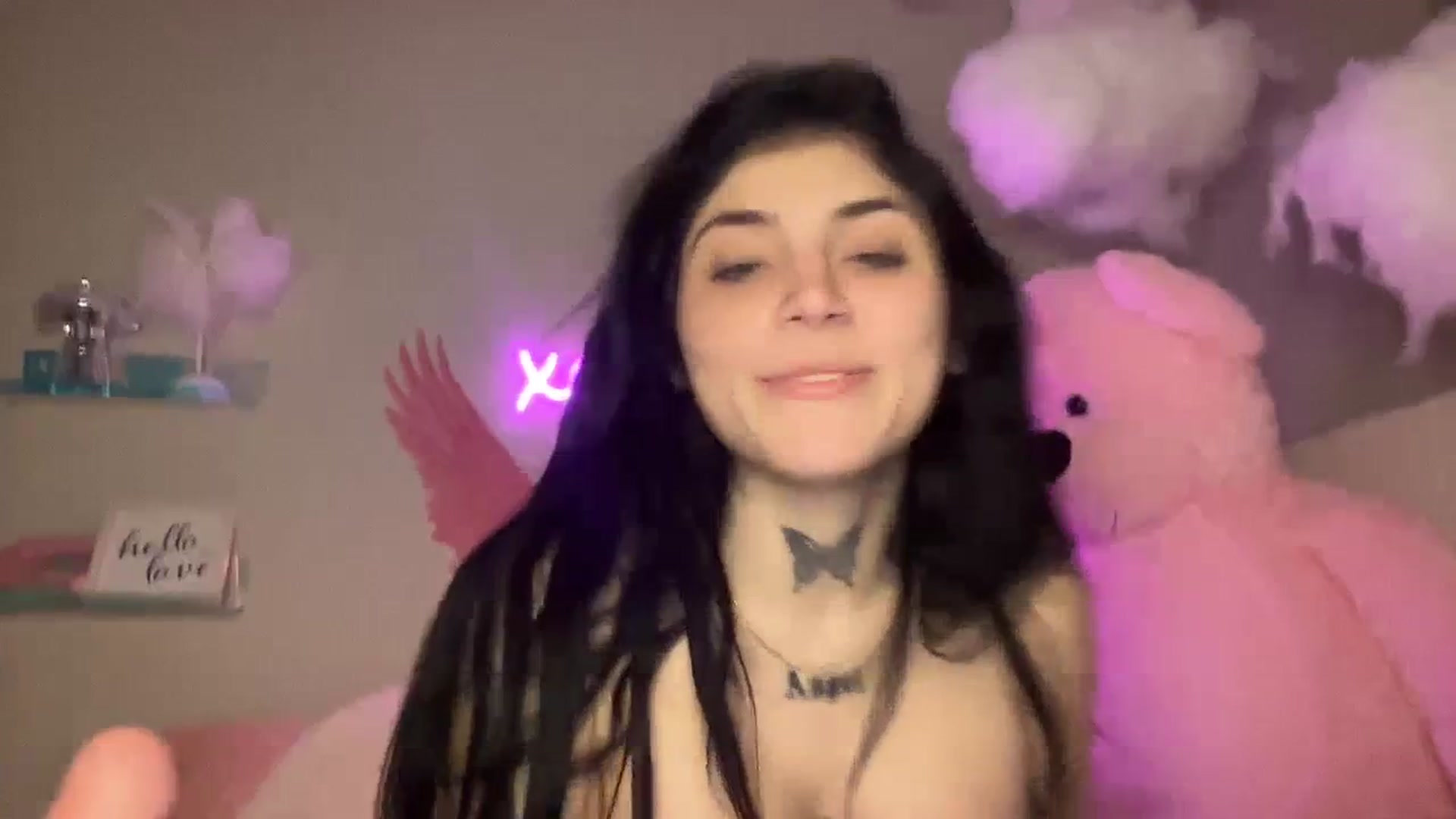 Gallery image thumbnail from JazmineJadexo's myfreecams stream on, 01/02/2024, 03:43 image 13 of 20