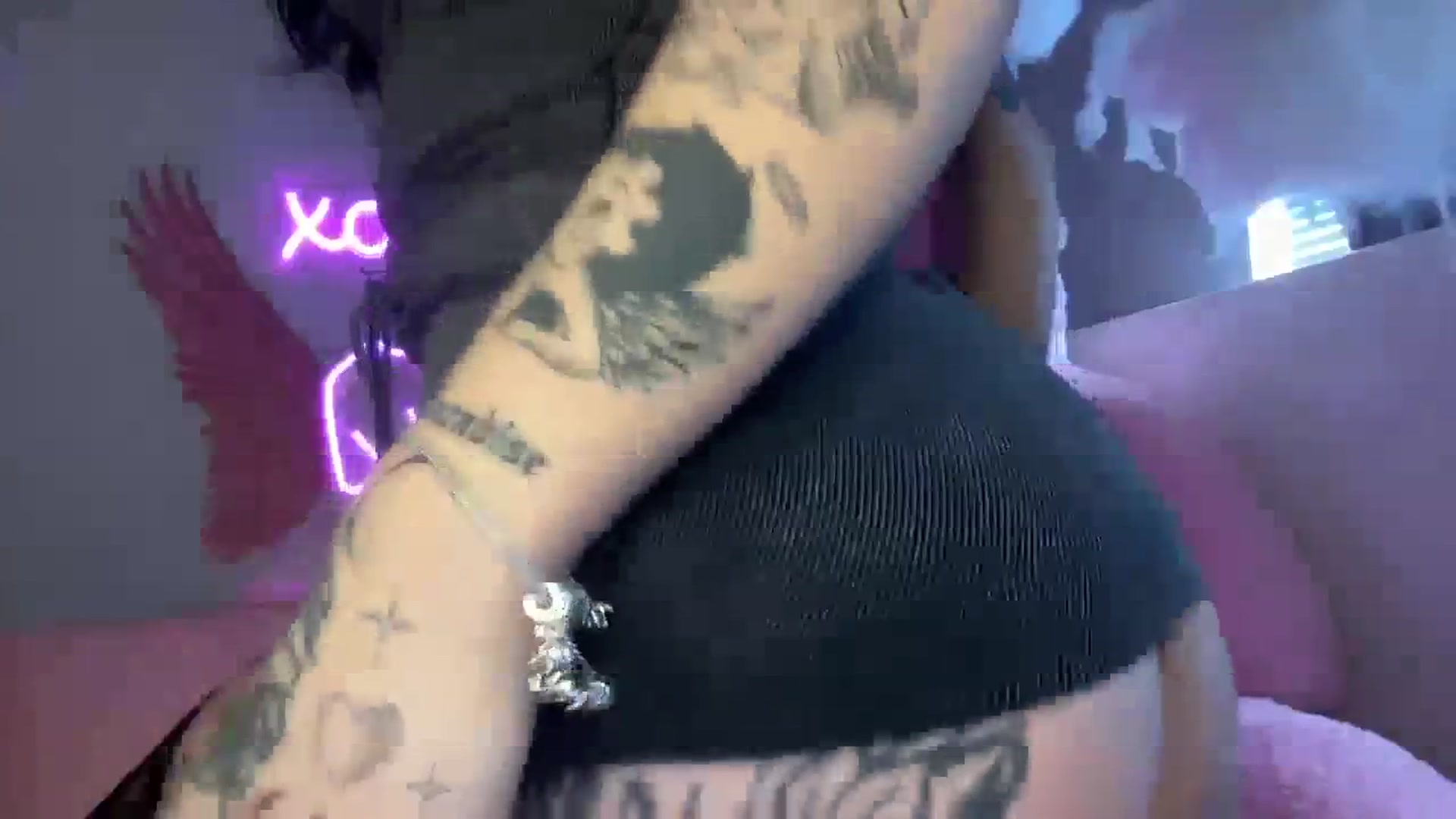 Gallery image thumbnail from JazmineJadexo's myfreecams stream on, 01/03/2024, 16:00 image 4 of 20