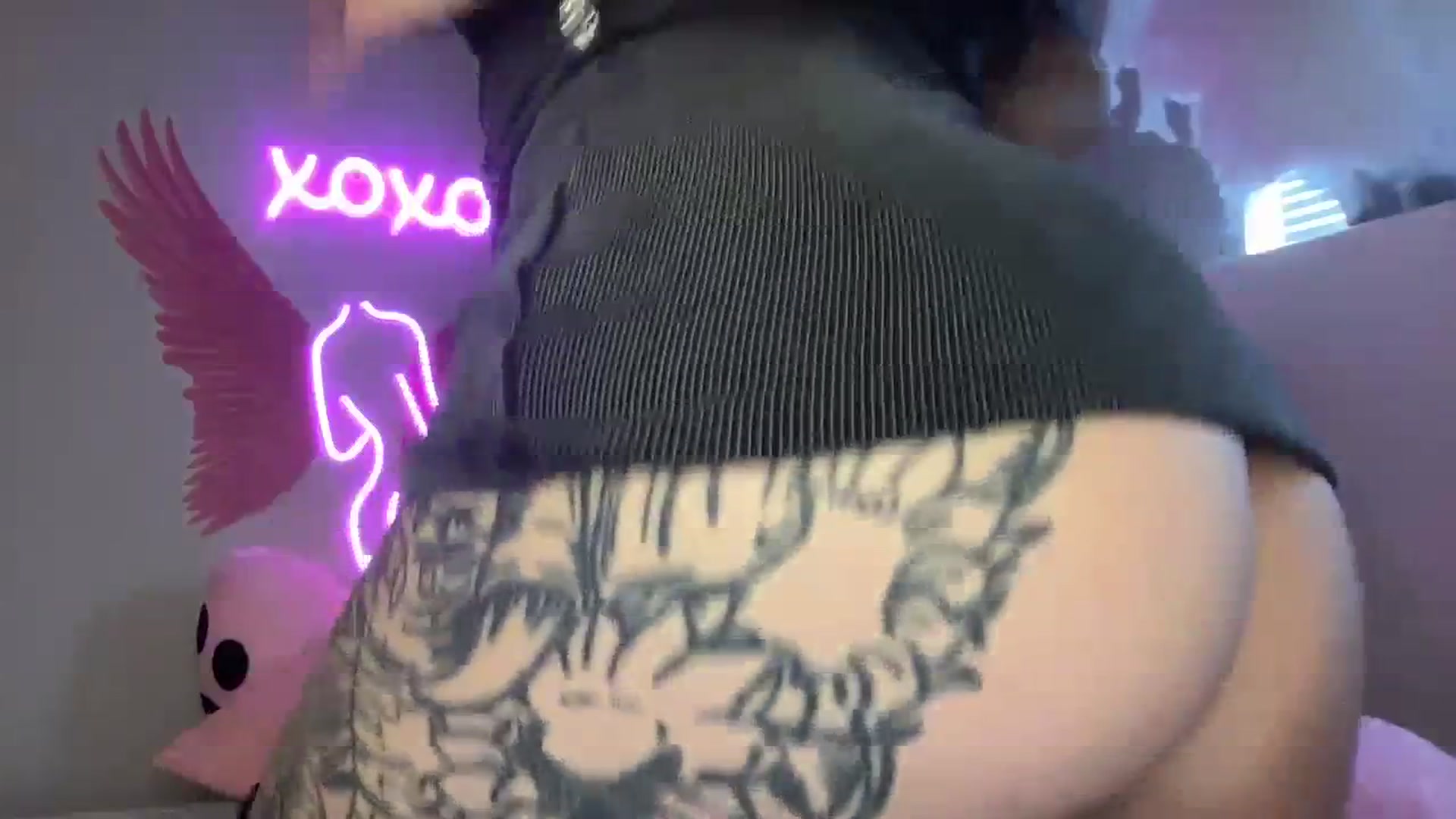 Gallery image thumbnail from JazmineJadexo's myfreecams stream on, 01/03/2024, 17:31 image 16 of 20
