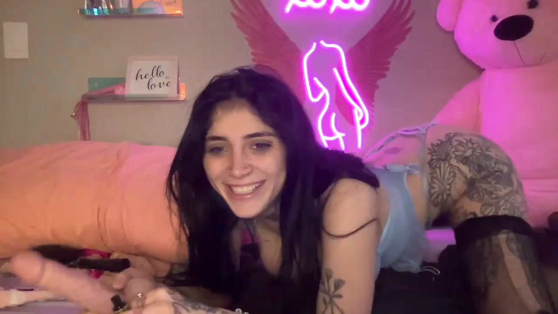 Gallery image thumbnail from JazmineJadexo's myfreecams stream on, 01/14/2024, 17:28 image 18 of 20