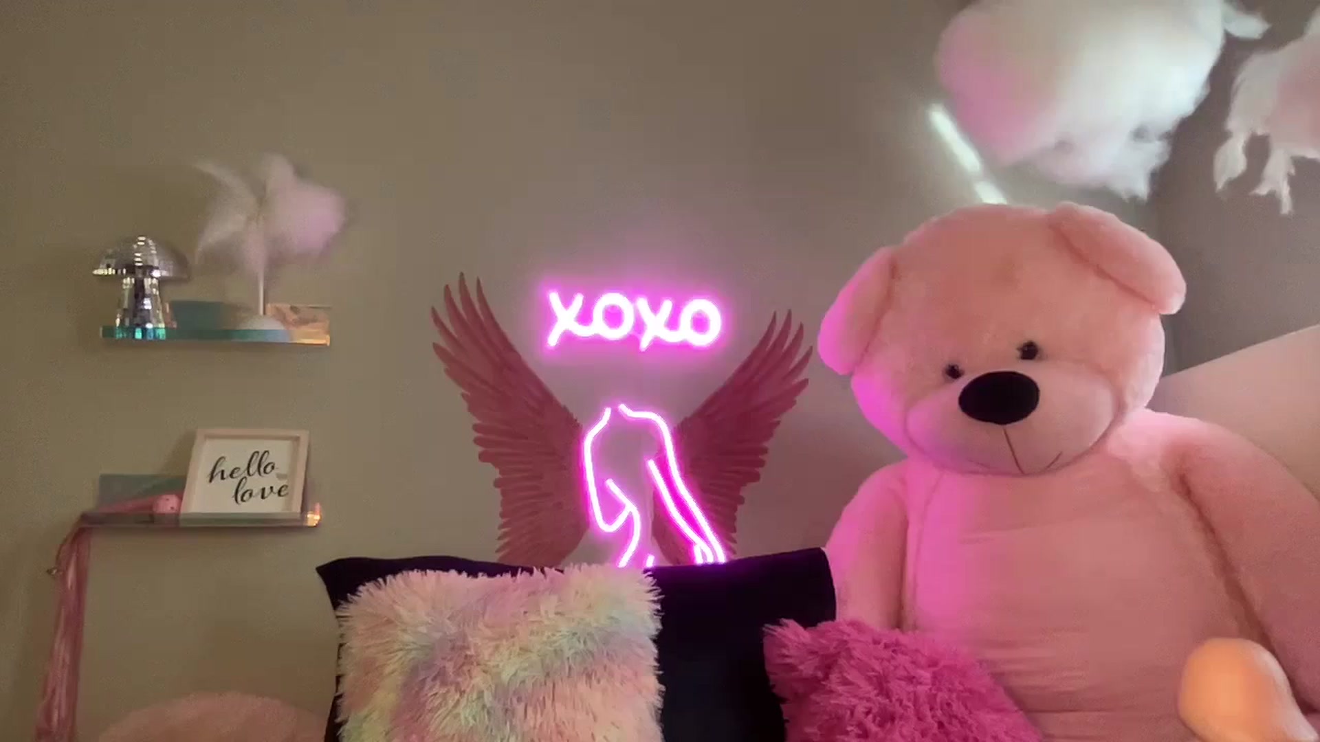 Gallery image thumbnail from JazmineJadexo's myfreecams stream on, 01/24/2024, 15:48 image 12 of 20