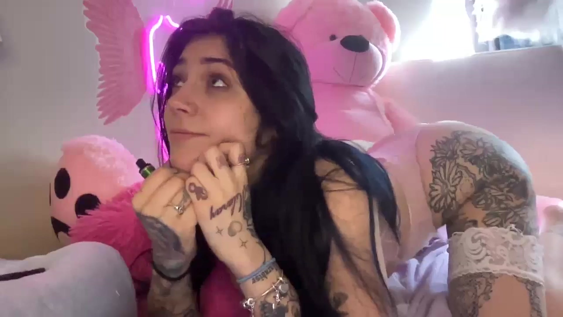 Gallery image thumbnail from JazmineJadexo's myfreecams stream on, 02/17/2024, 15:11 image 7 of 20