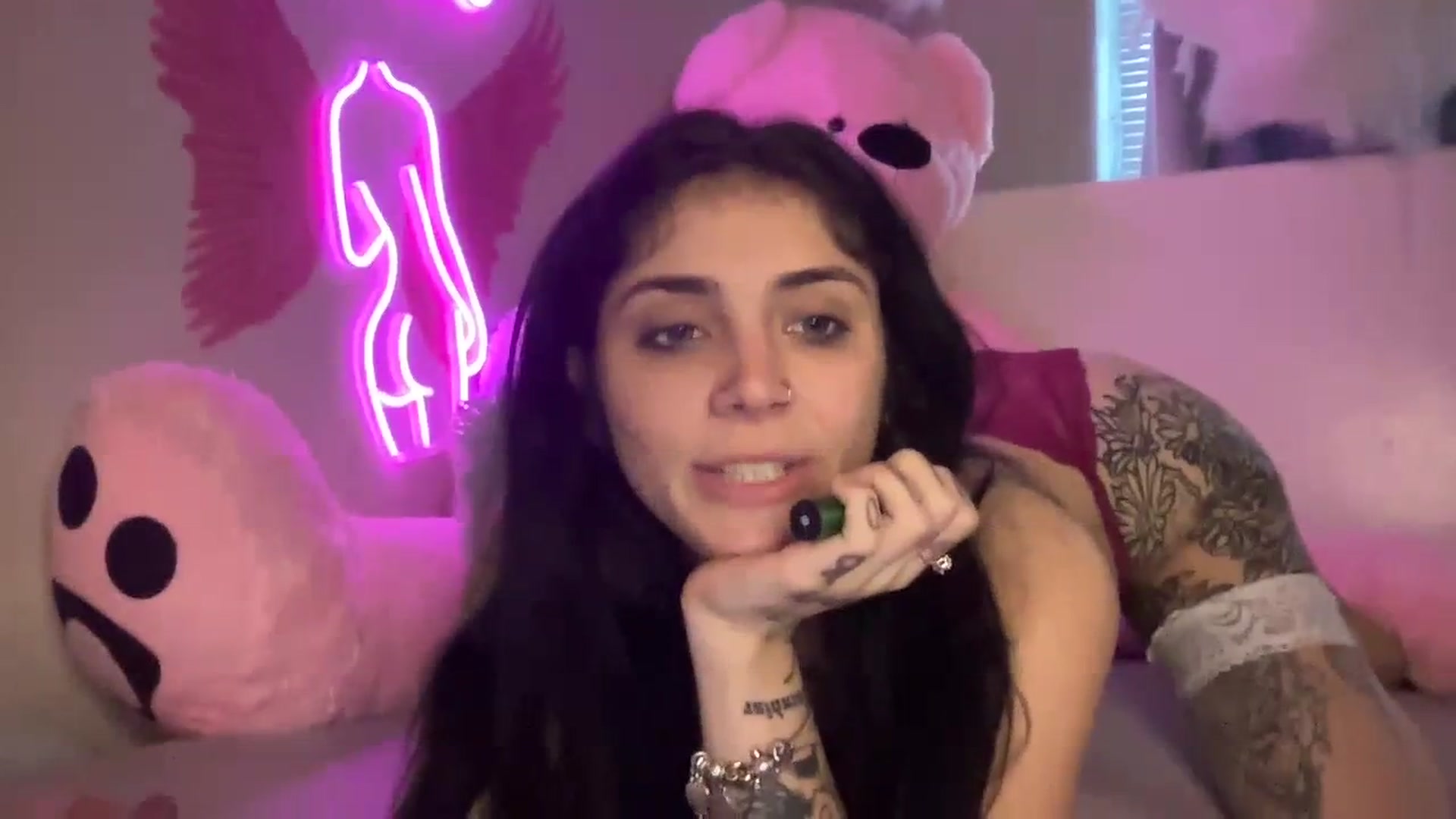 Gallery image thumbnail from JazmineJadexo's myfreecams stream on, 02/18/2024, 16:46 image 10 of 20