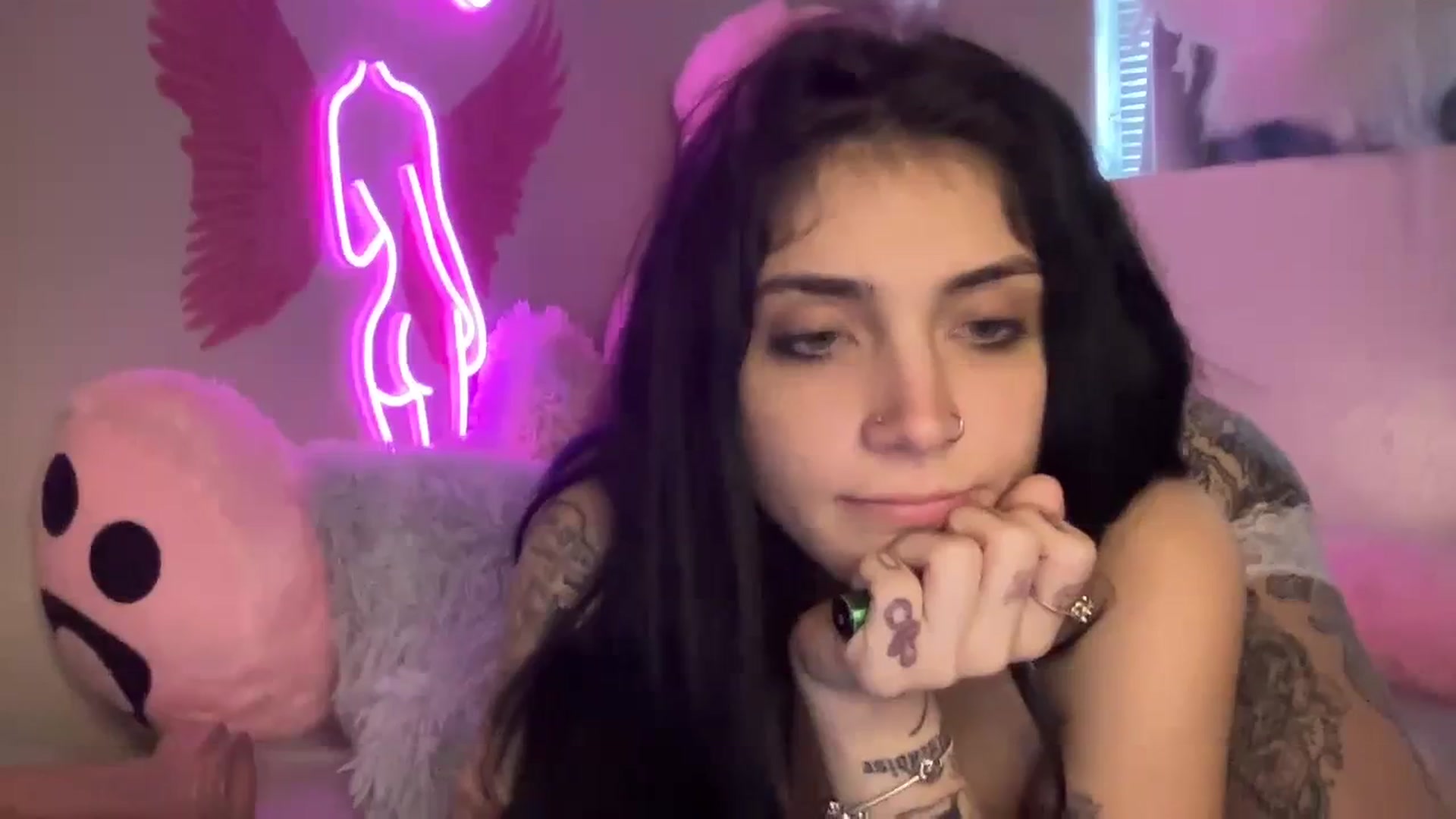 Gallery image thumbnail from JazmineJadexo's myfreecams stream on, 02/18/2024, 16:46 image 14 of 20