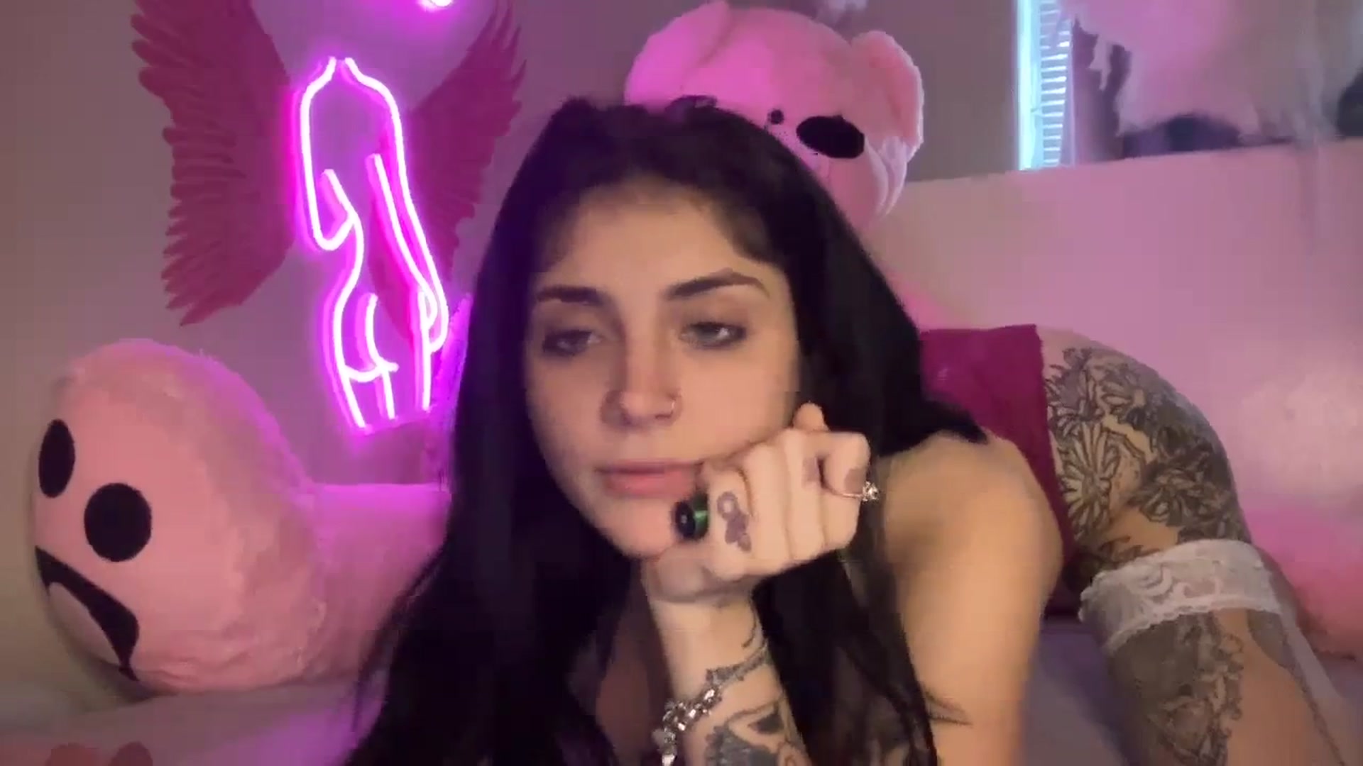 Gallery image thumbnail from JazmineJadexo's myfreecams stream on, 02/18/2024, 16:46 image 8 of 20