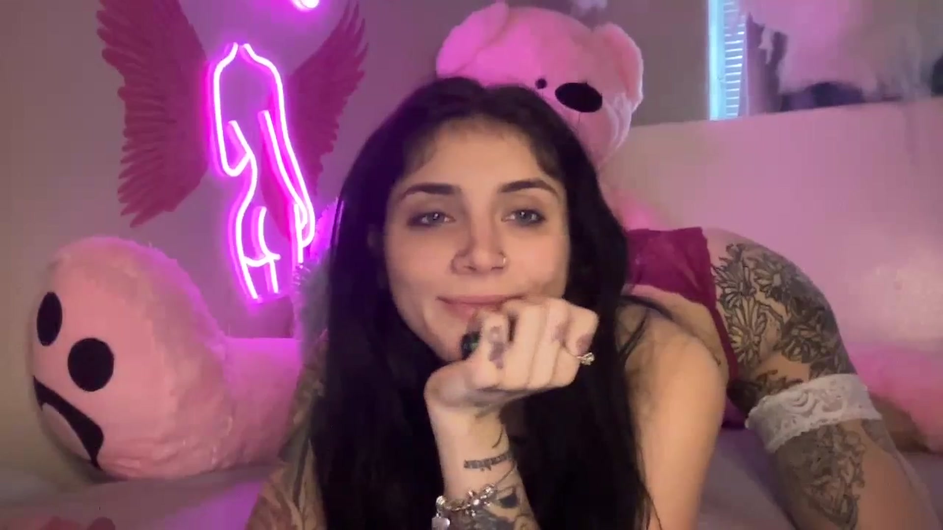 Gallery image thumbnail from JazmineJadexo's myfreecams stream on, 02/18/2024, 16:46 image 11 of 20
