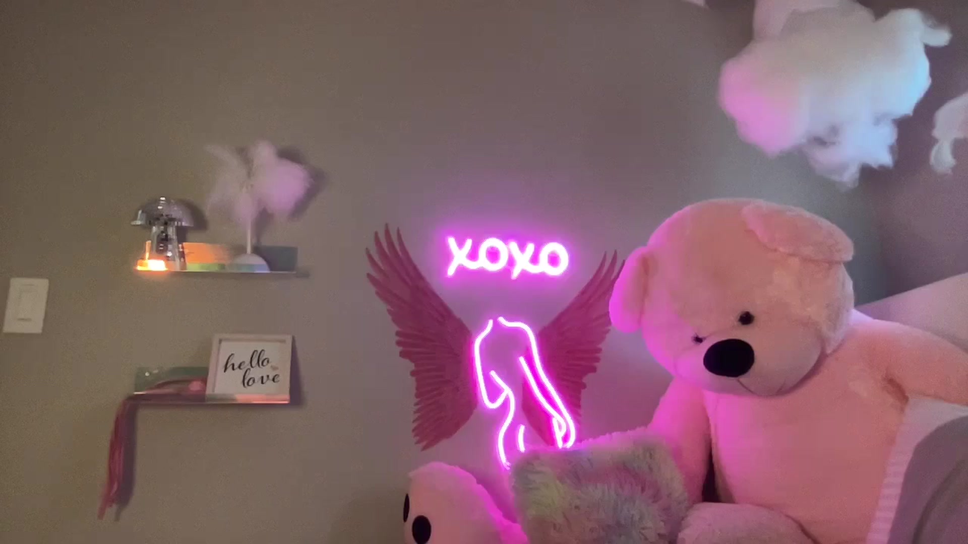 Gallery image thumbnail from JazmineJadexo's myfreecams stream on, 02/21/2024, 16:48 image 13 of 20