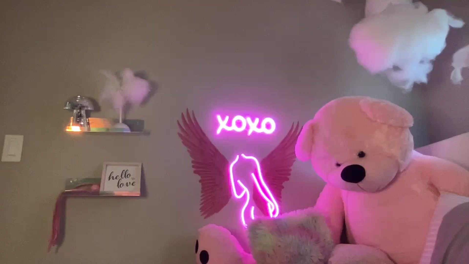 Gallery image thumbnail from JazmineJadexo's myfreecams stream on, 02/21/2024, 16:48 image 12 of 20