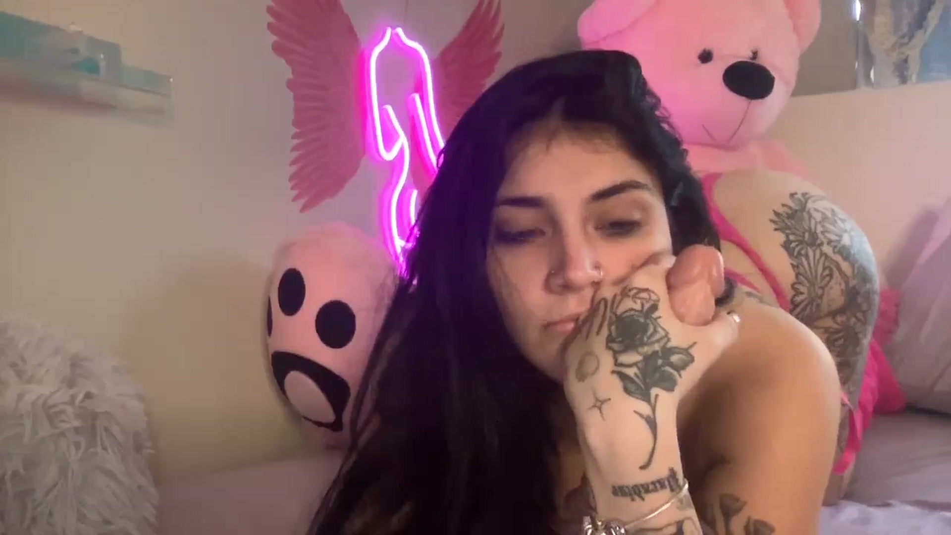 Gallery image thumbnail from JazmineJadexo's myfreecams stream on, 03/17/2024, 15:01 image 19 of 20