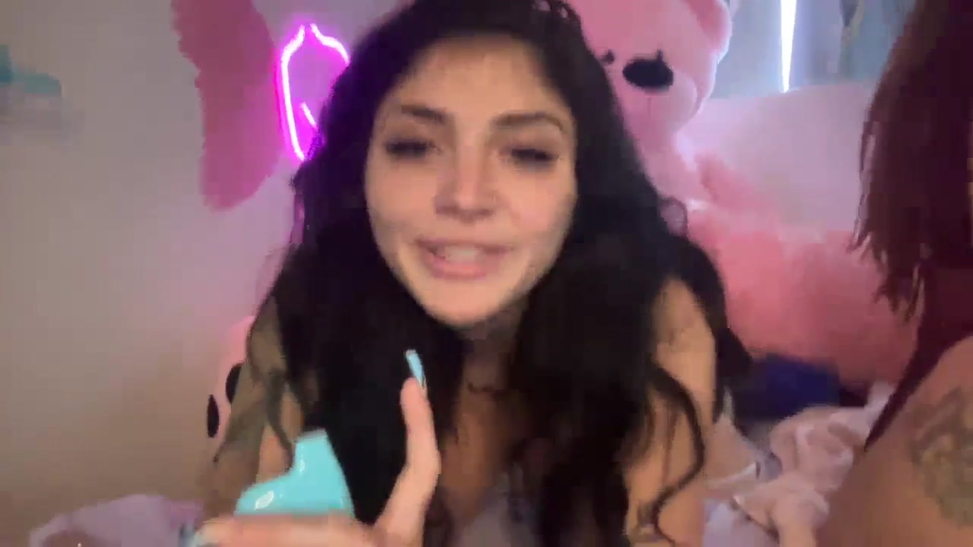Gallery image thumbnail from JazmineJadexo's myfreecams stream on, 04/14/2024, 14:32 image 18 of 20