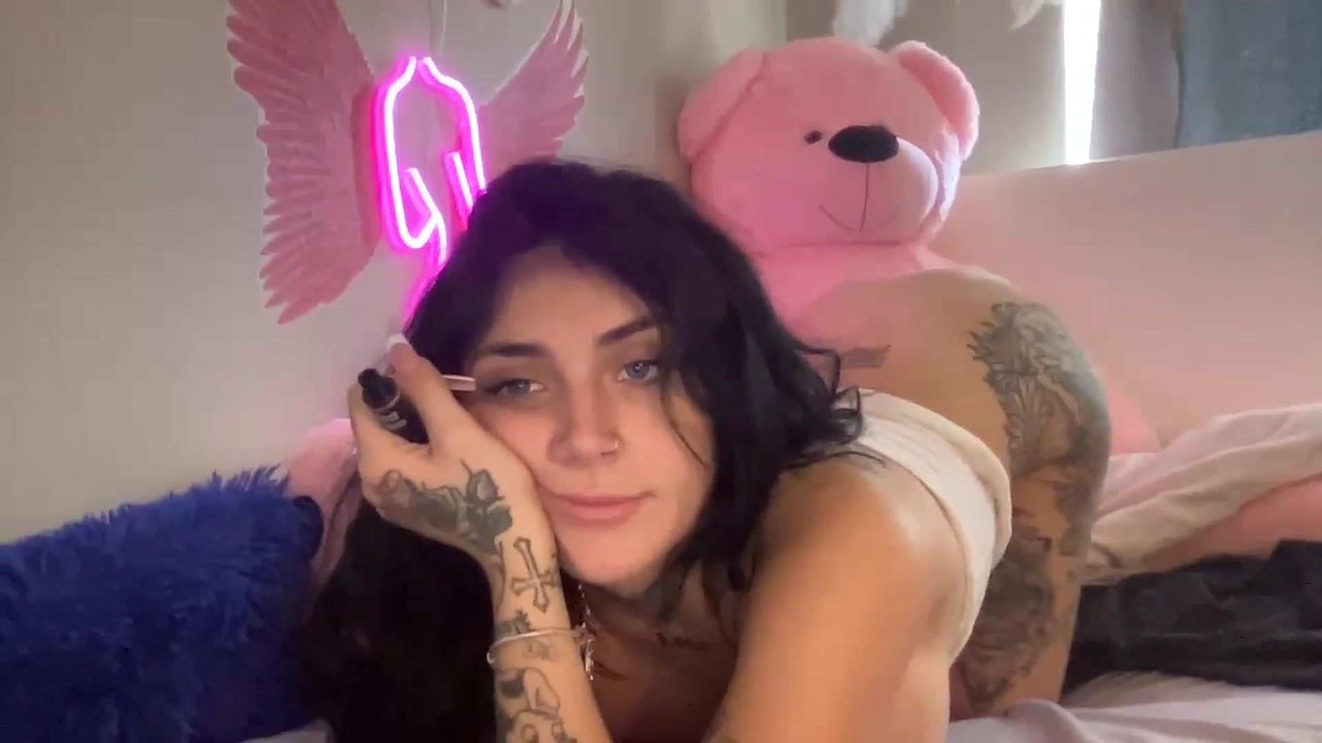 Gallery image thumbnail from JazmineJadexo's myfreecams stream on, 05/09/2024, 14:36 image 19 of 20