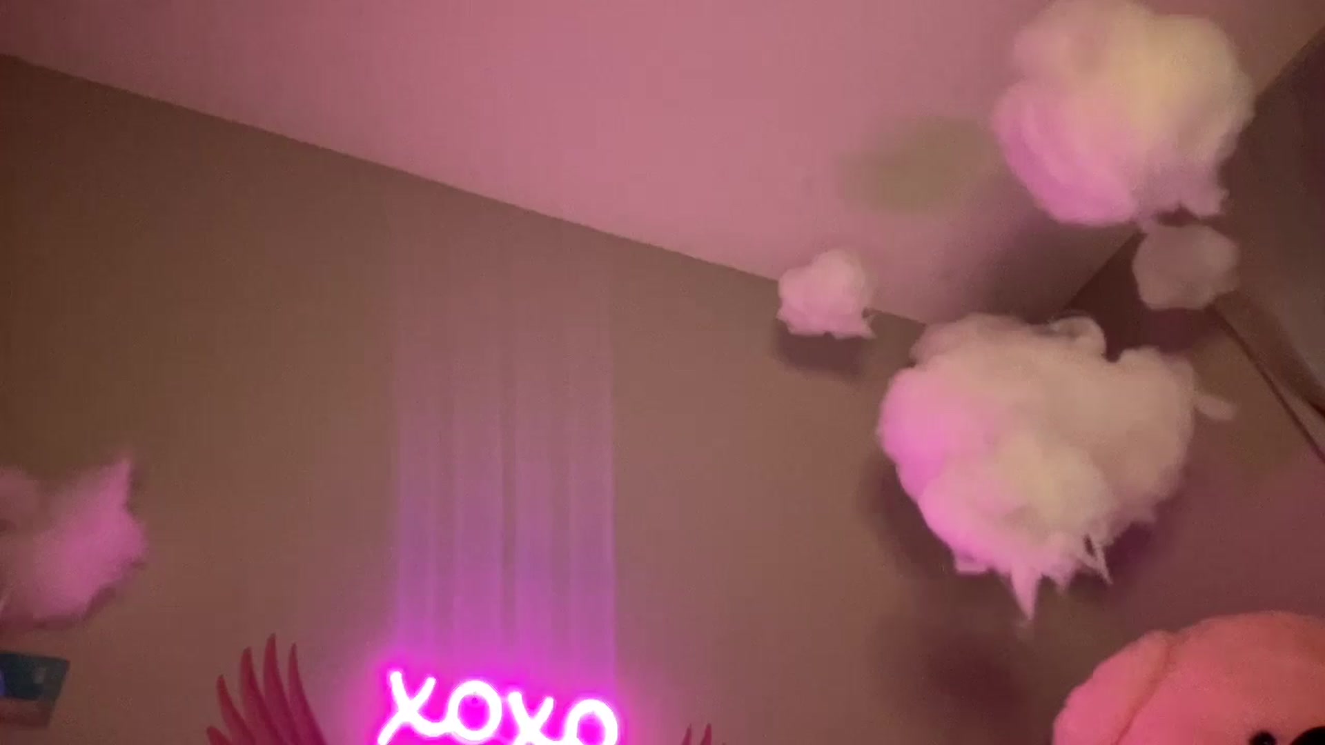 Gallery image thumbnail from JazmineJadexo's myfreecams stream on, 05/19/2024, 15:58 image 19 of 20