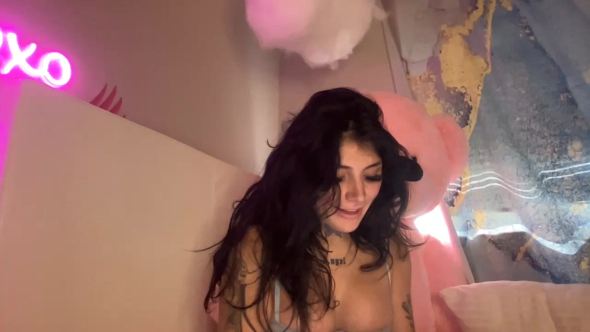Gallery image thumbnail from JazmineJadexo's myfreecams stream on, 05/22/2024, 14:29 image 19 of 20