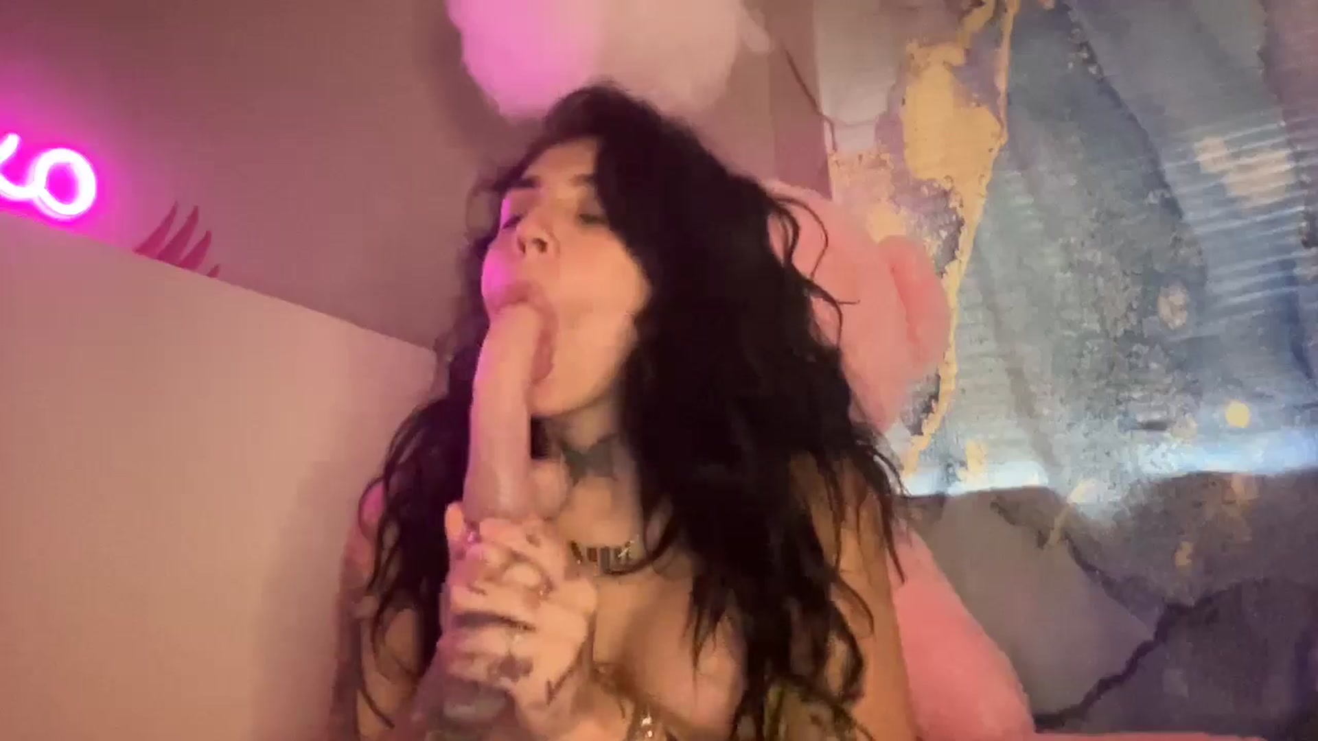 Gallery image thumbnail from JazmineJadexo's myfreecams stream on, 06/23/2024, 15:57 image 14 of 20