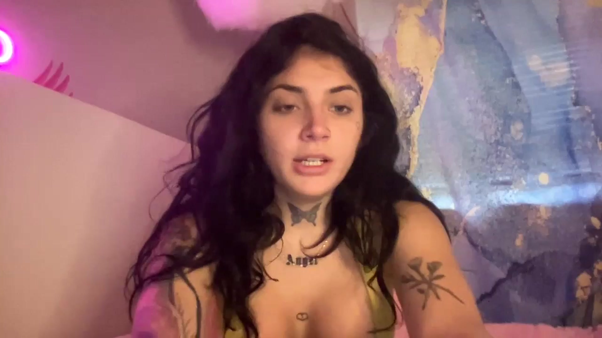 Gallery image thumbnail from JazmineJadexo's myfreecams stream on, 06/23/2024, 17:02 image 8 of 20