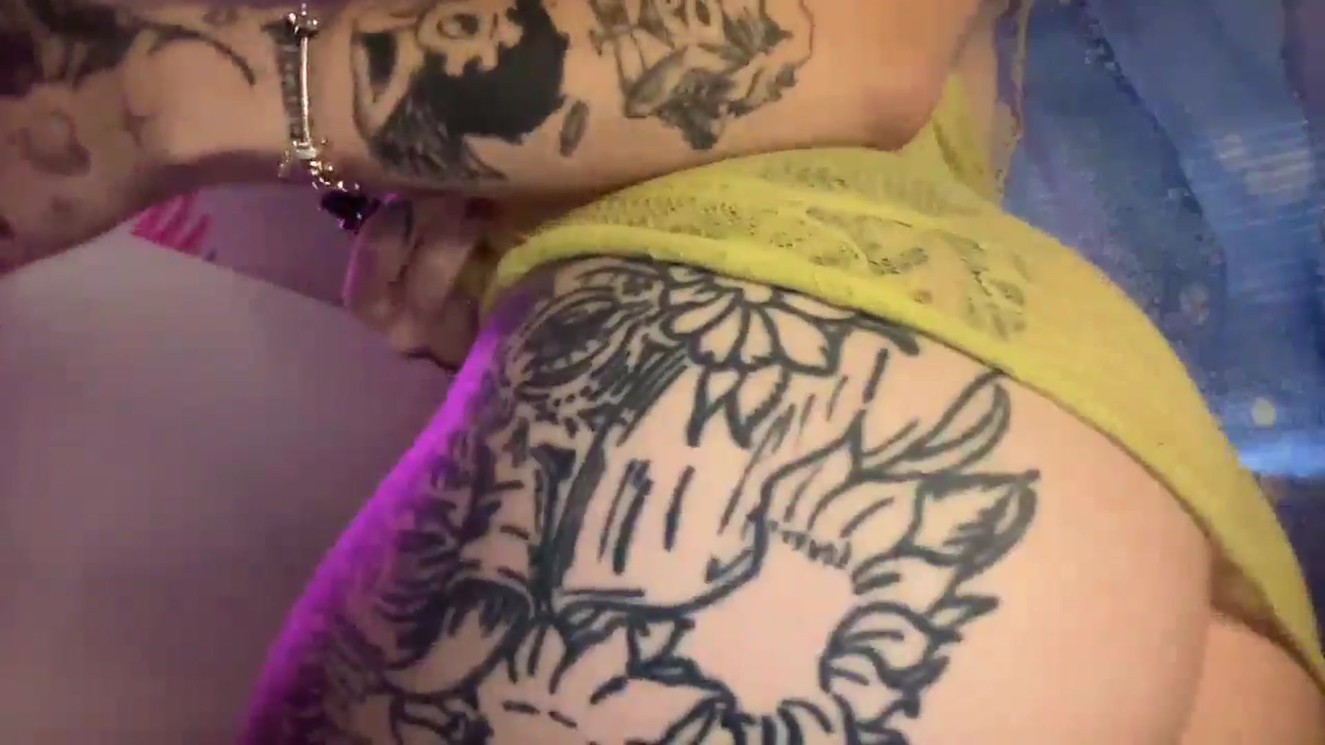Gallery image thumbnail from JazmineJadexo's myfreecams stream on, 06/23/2024, 17:18 image 5 of 20