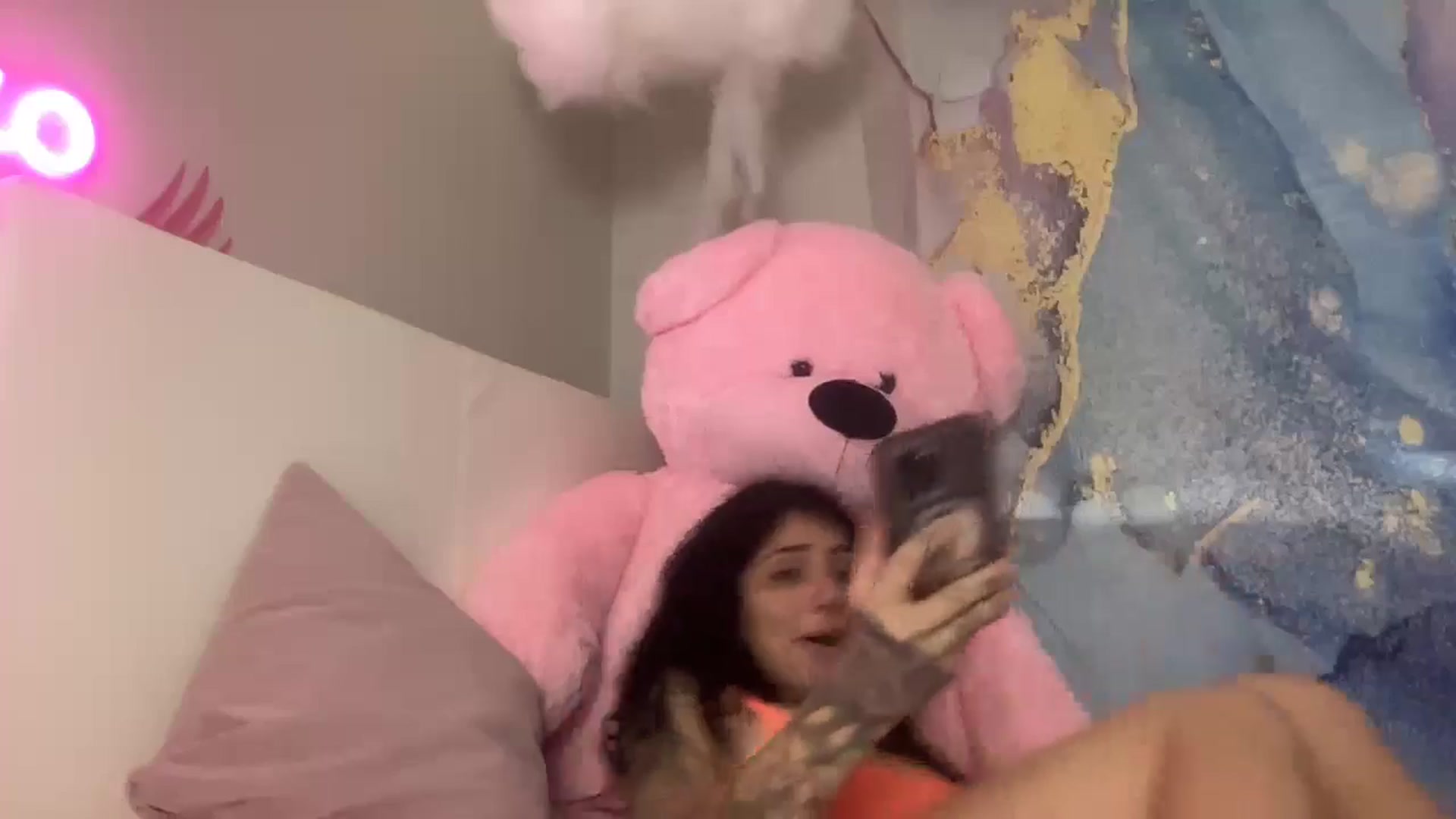 Gallery image thumbnail from JazmineJadexo's myfreecams stream on, 07/10/2024, 17:14 image 12 of 20